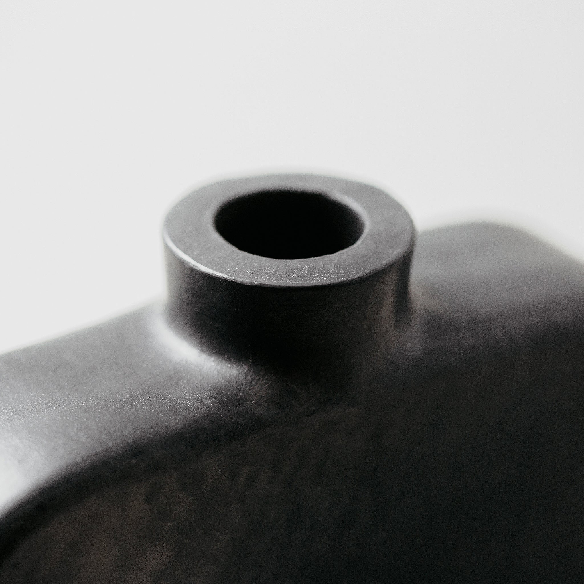 Black Bottle No.184/24 - huba.studio