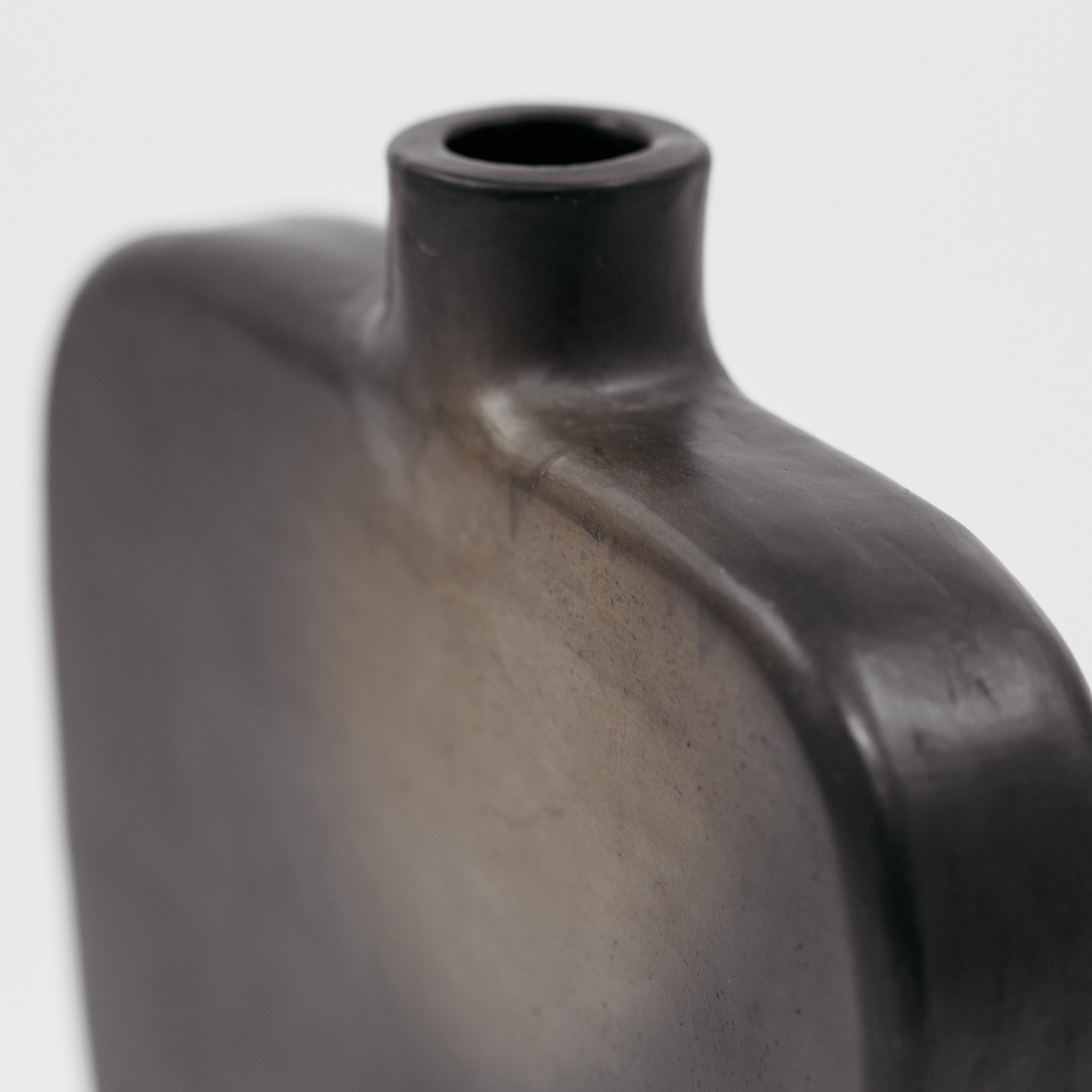 Black Bottle No.187/24 - huba.studio