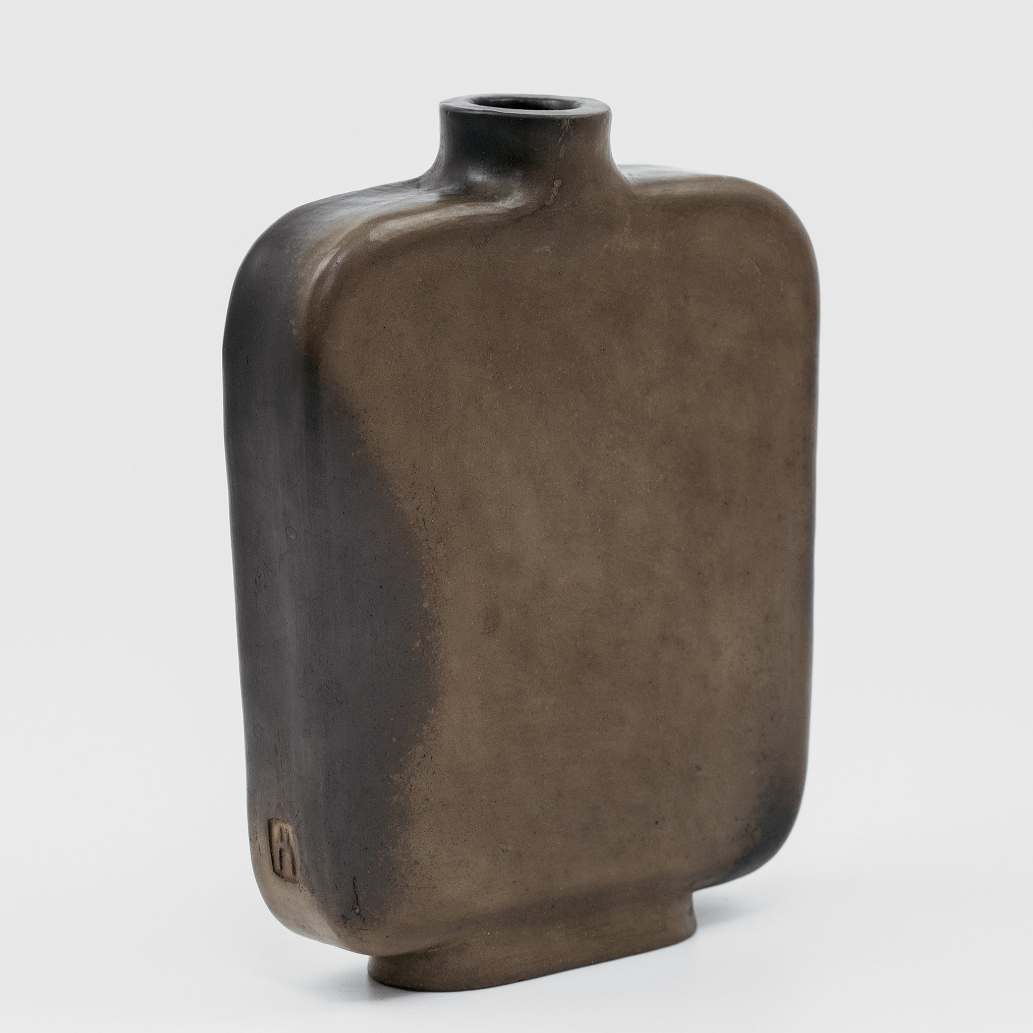 Black Bottle No.190/24 - huba.studio