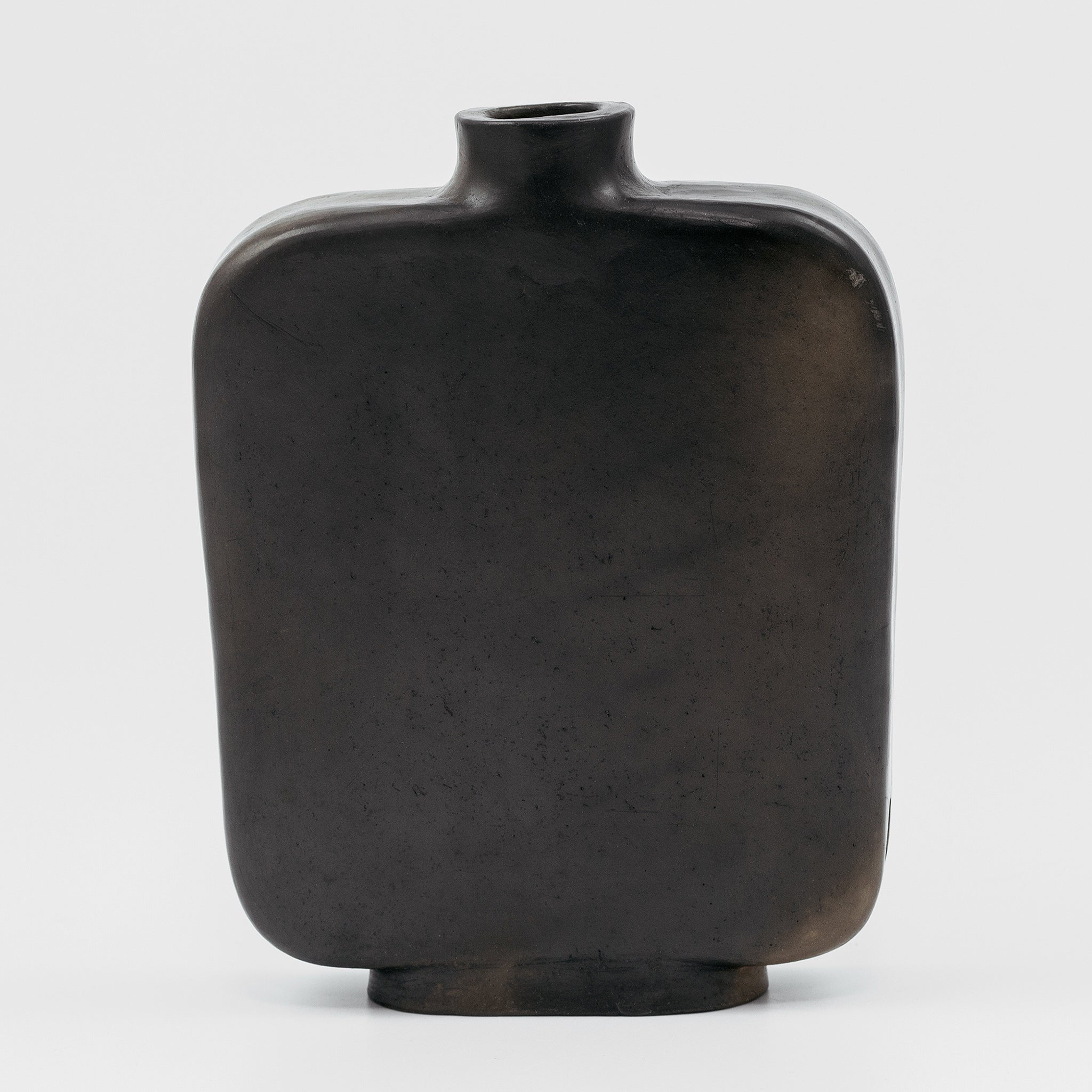 Black Bottle No.190/24 - huba.studio