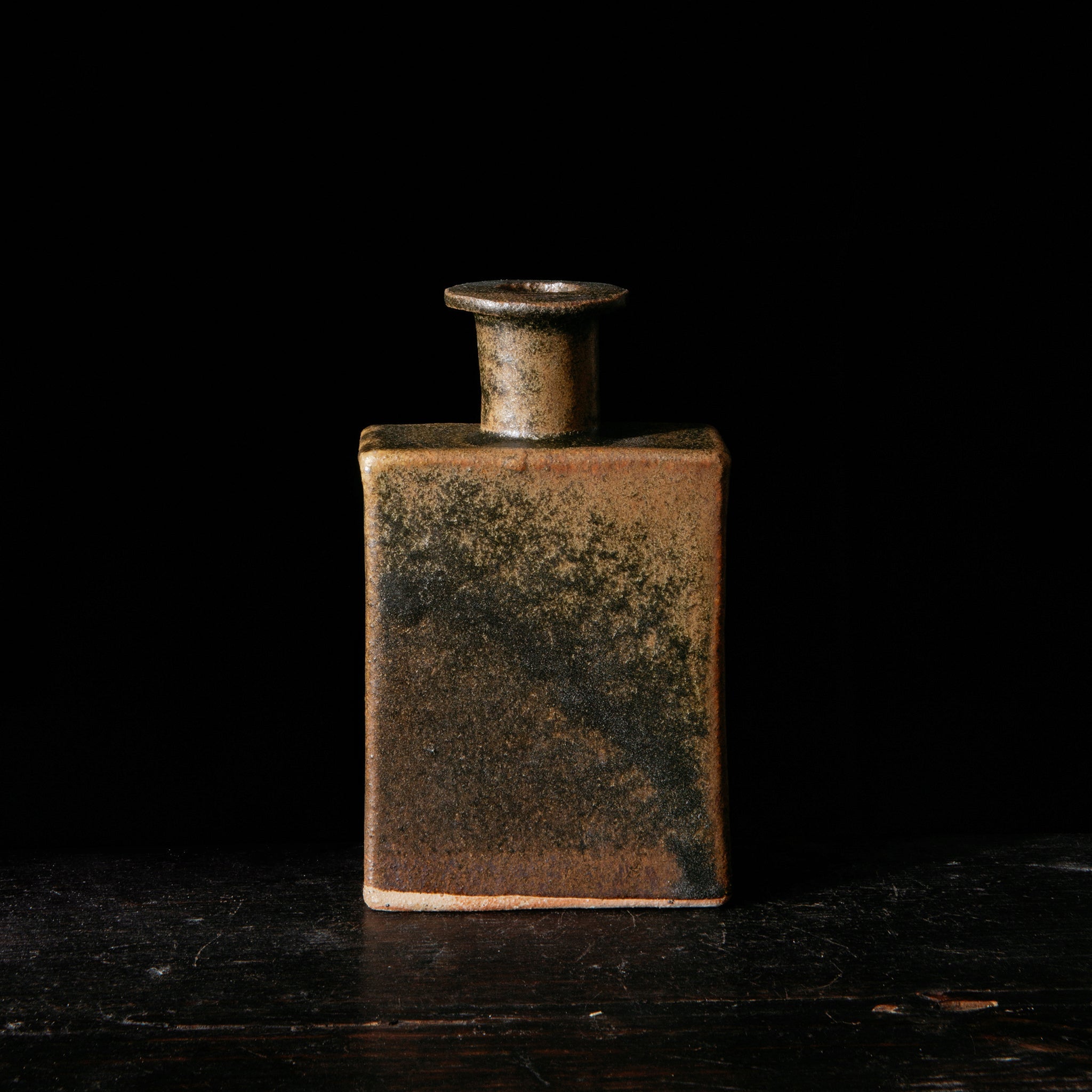 Bottle No.124/23 - huba.studio