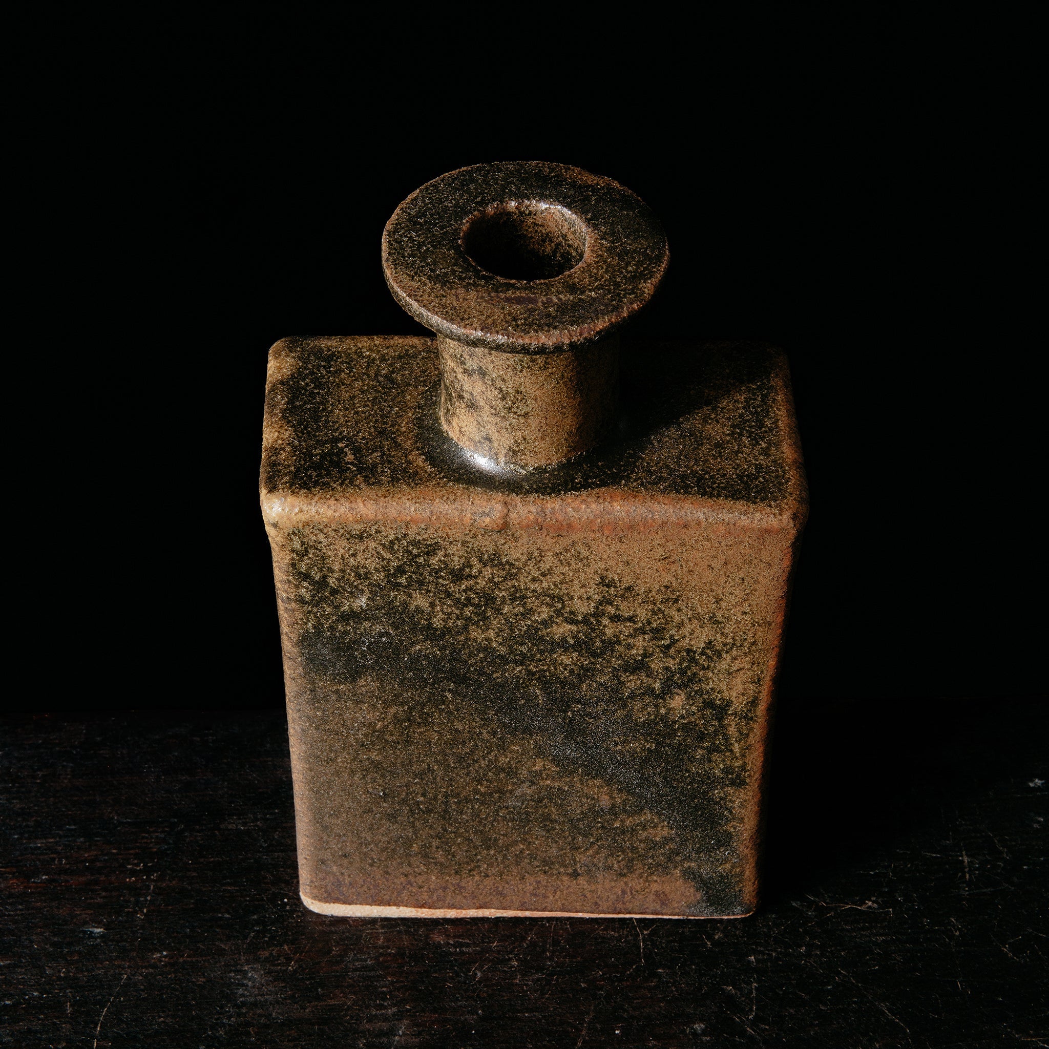 Bottle No.124/23 - huba.studio