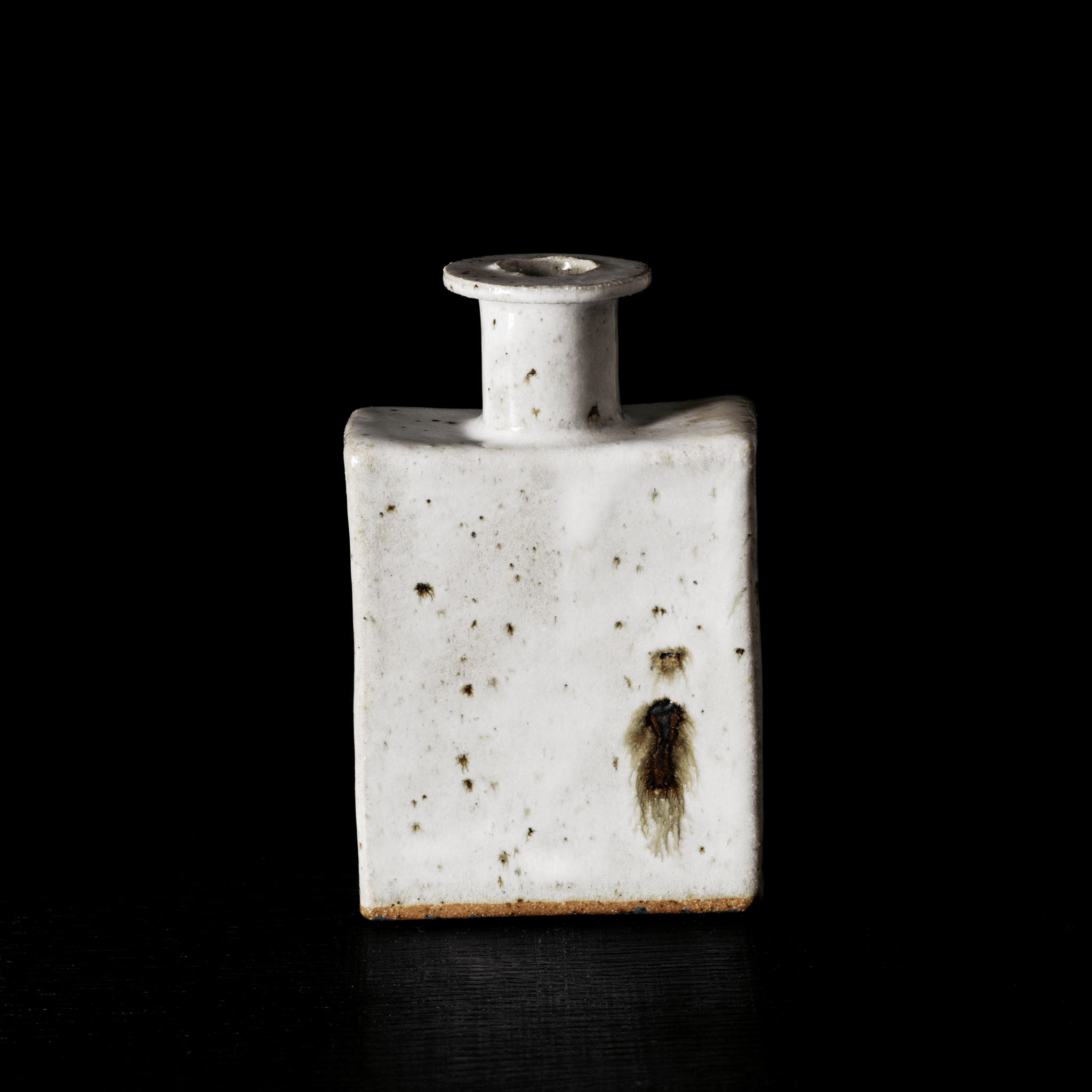 Bottle No.125/24 - huba.studio