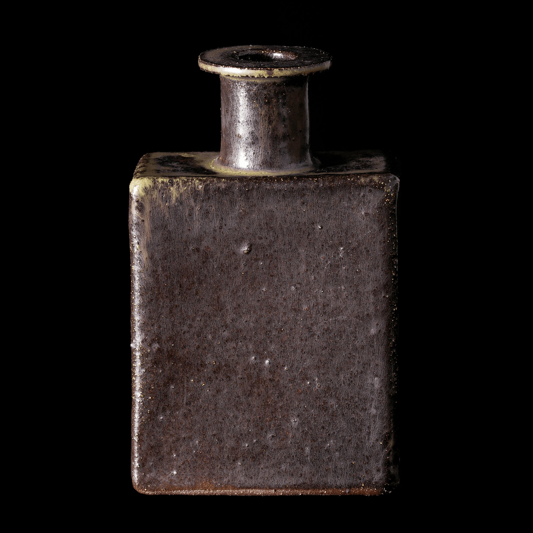 Bottle No.127/24 - huba.studio