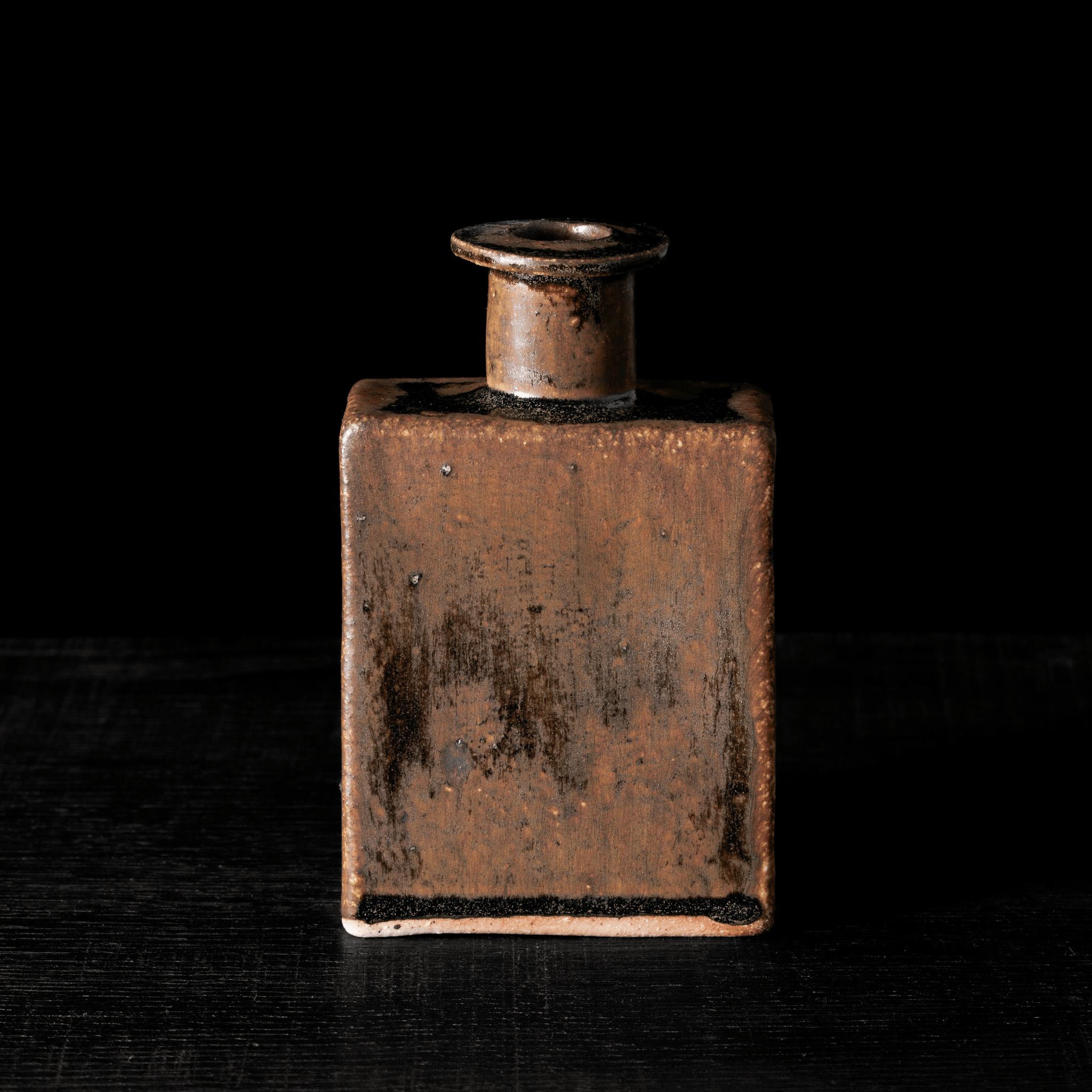 Bottle No.128/24 - huba.studio