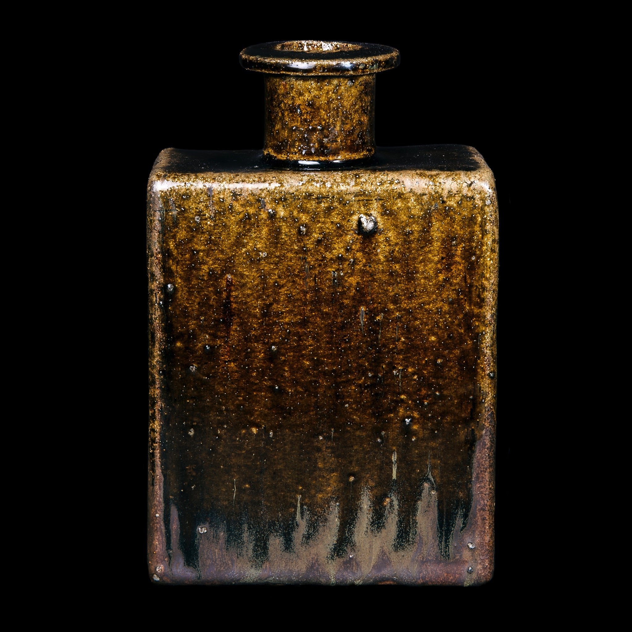 Bottle No.76/23 - huba.studio