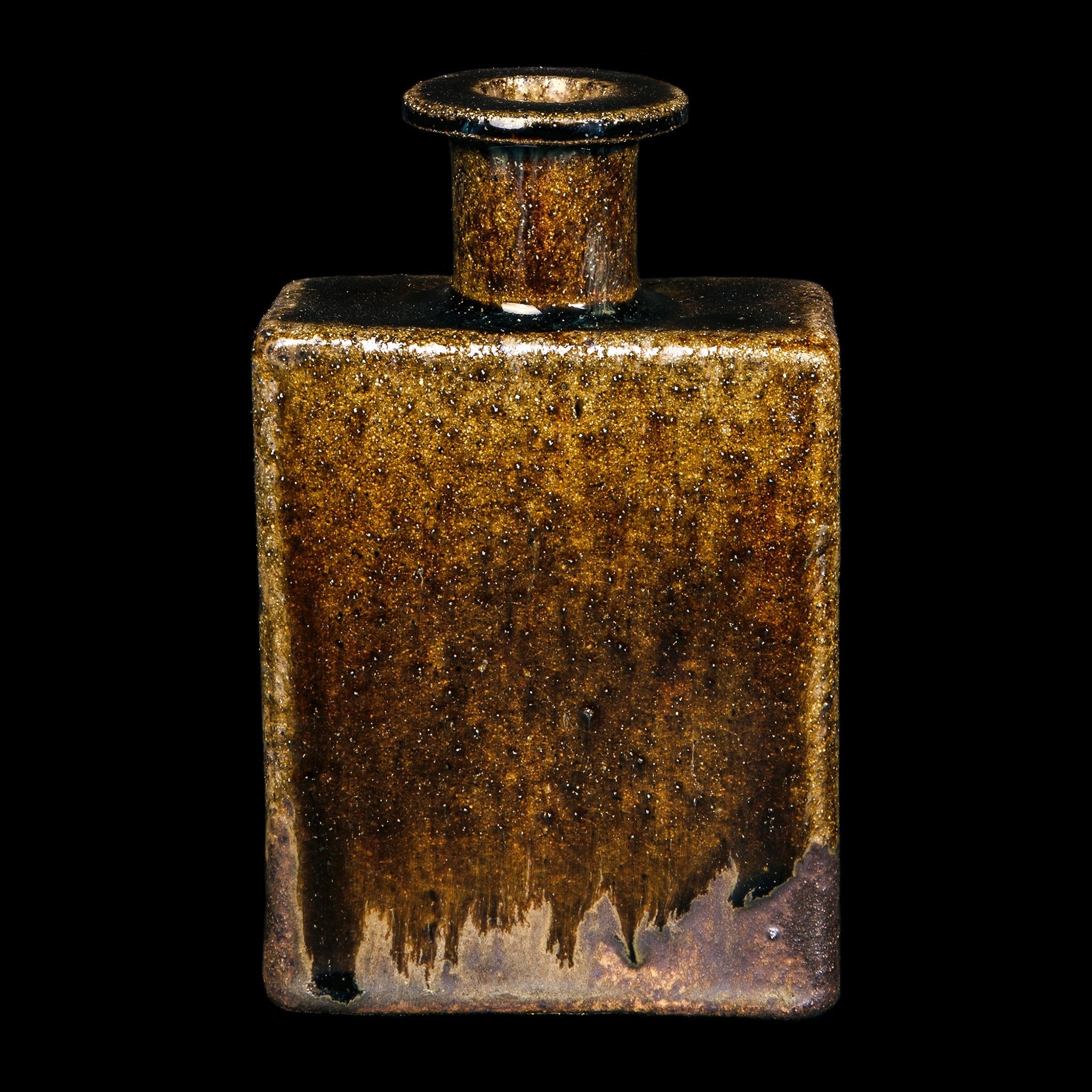 Bottle No.79/23 - huba.studio