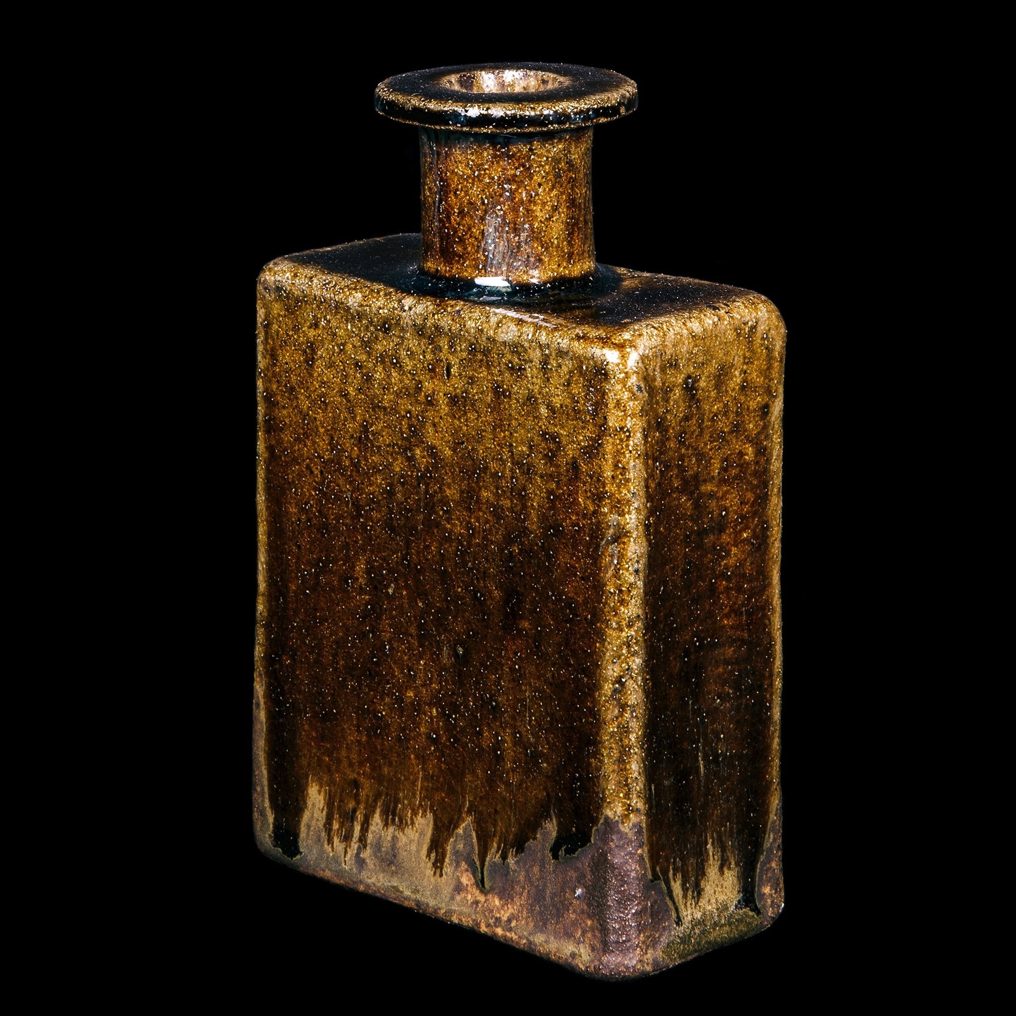 Bottle No.79/23 - huba.studio