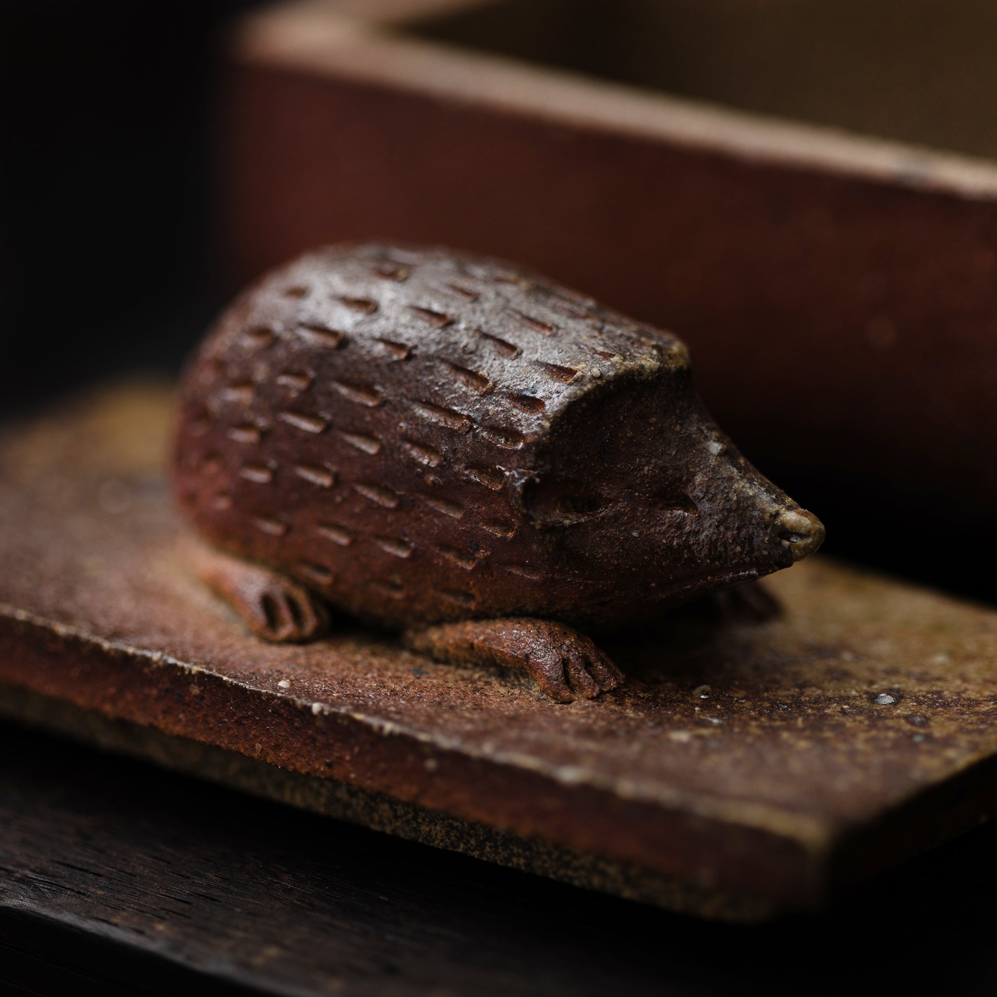 Box with A Hedgehog No.153/25 - huba.studio