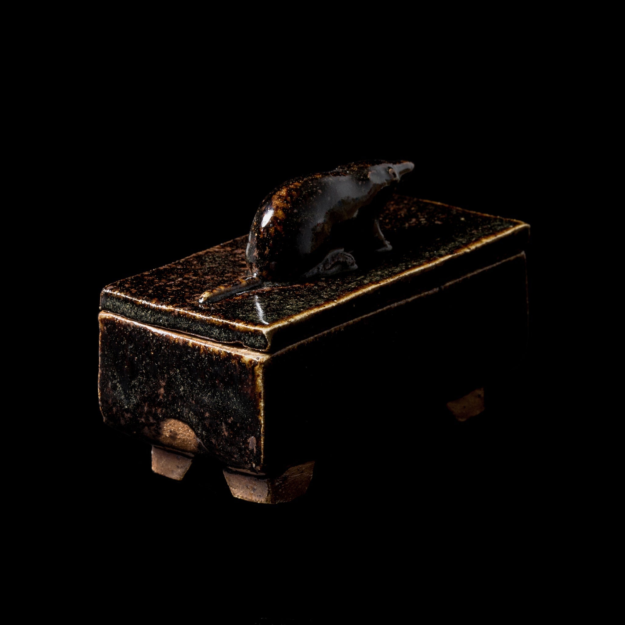 Box With a Shrew No.19/24 - huba.studio