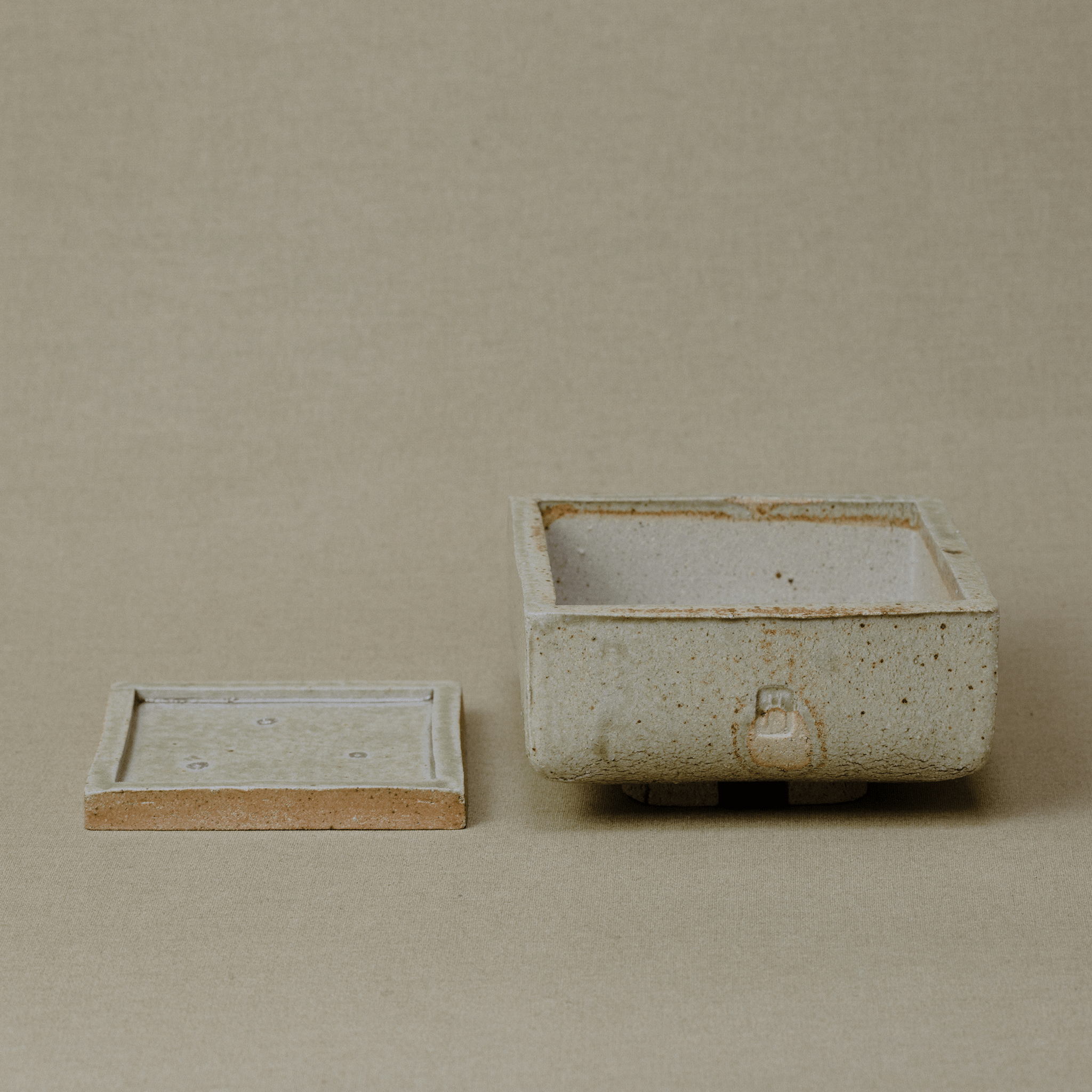 Medium Pot No.201/24 - huba.studio
