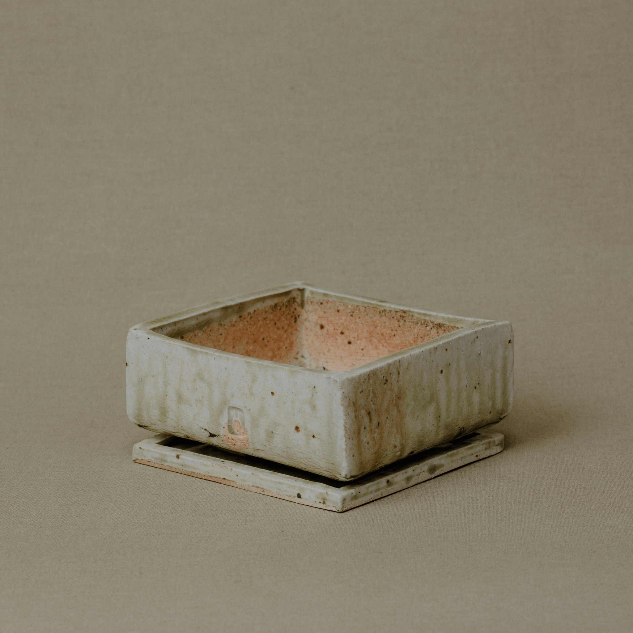 Medium Pot No.205/24 - huba.studio