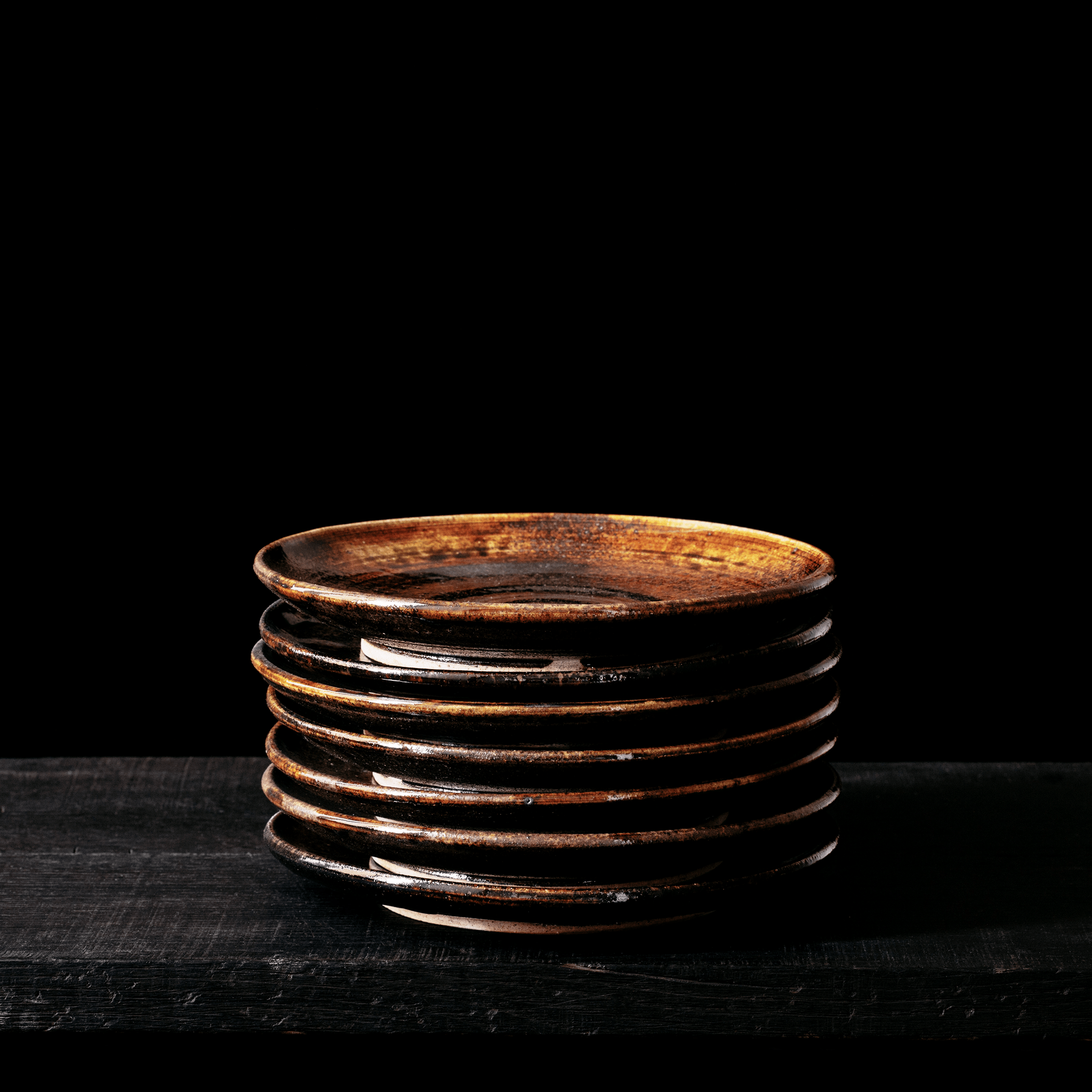 Set of 6+1 Dinner Plates No.103/24 - huba.studio