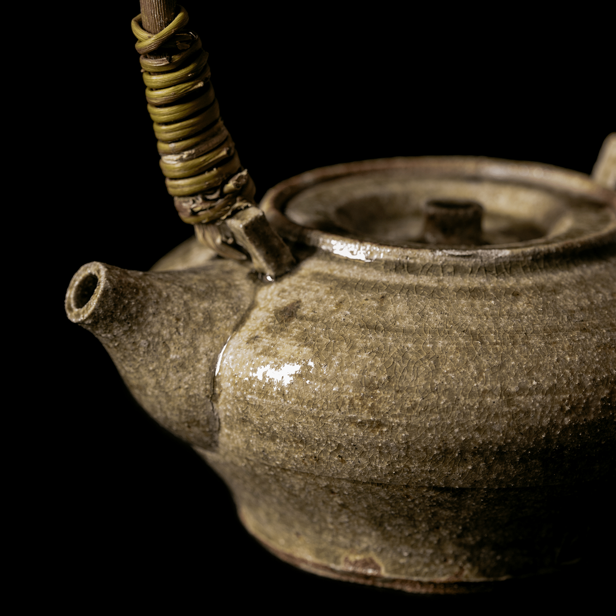 Teapot with Willow Handle No.111/24 - huba.studio