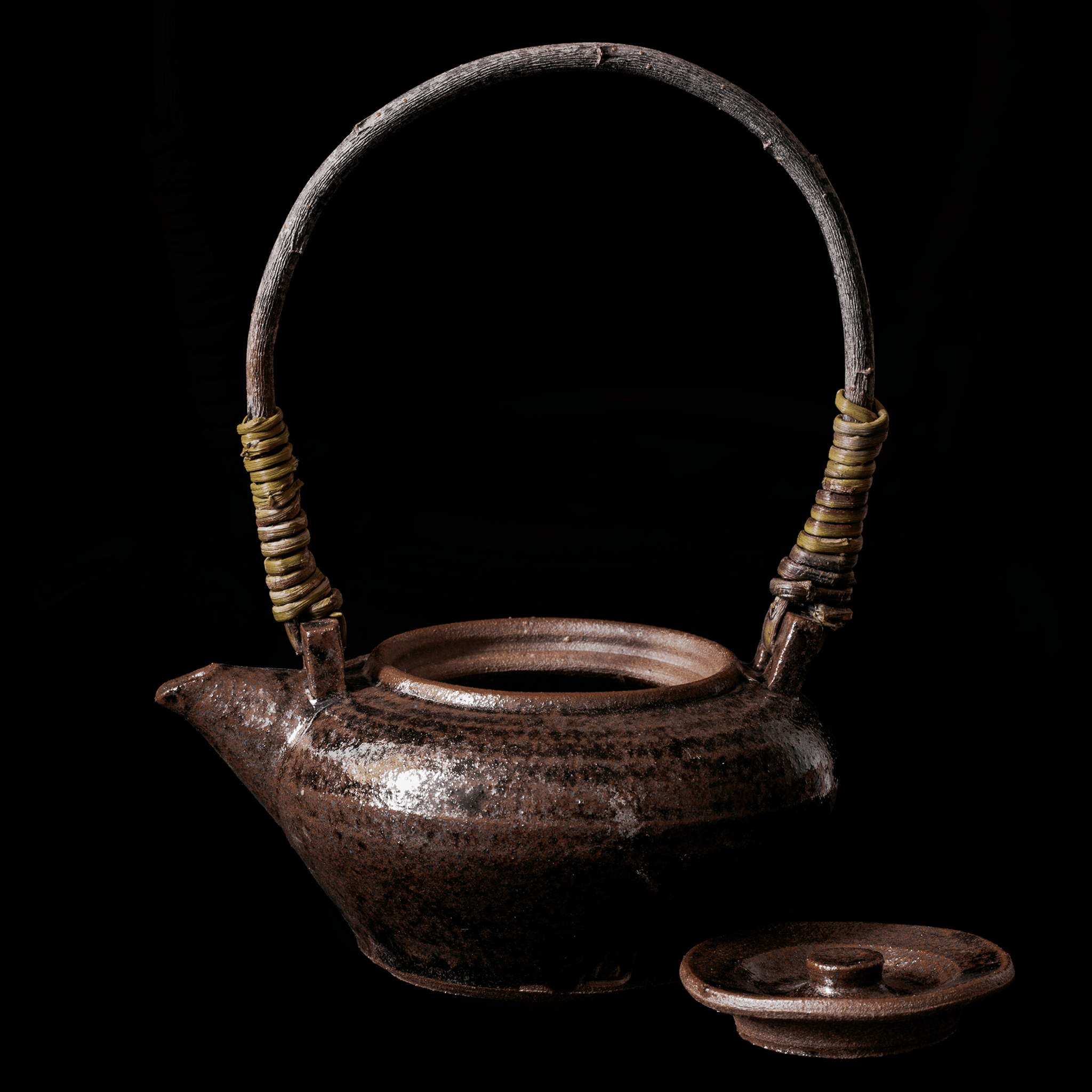 Teapot with Willow Handle No.99/24 - huba.studio