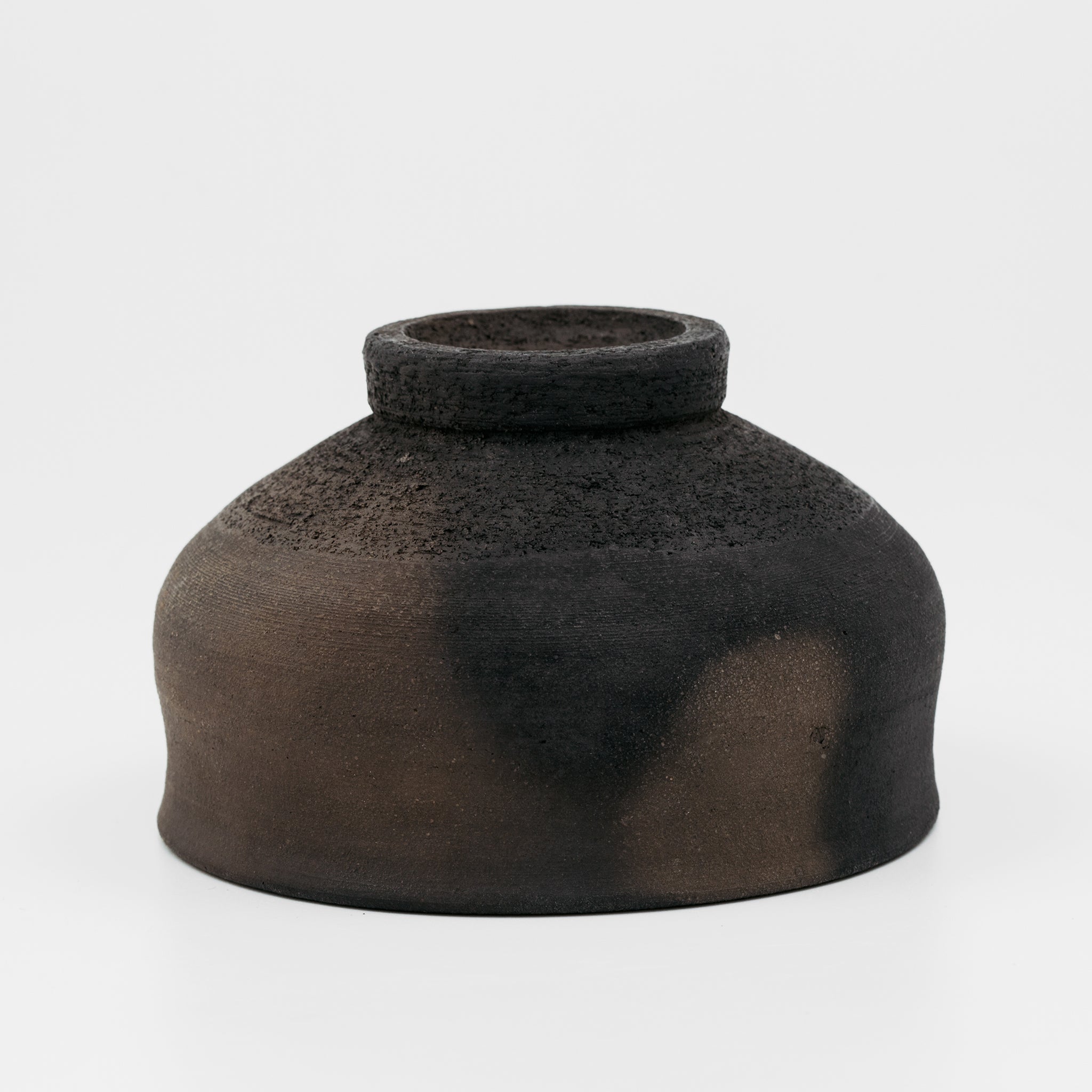 Wheel Thrown Black Chawan No.178/24 - huba.studio