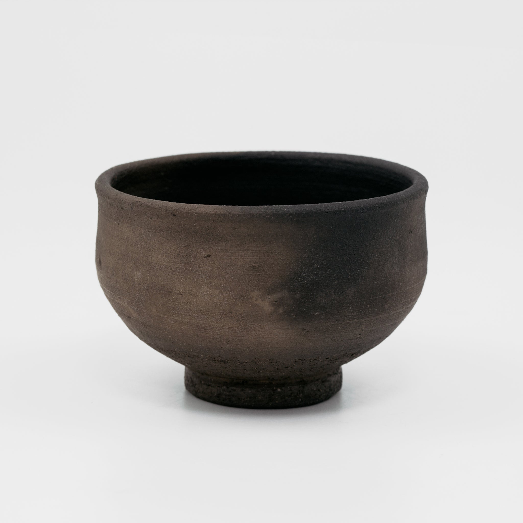 Wheel Thrown Black Cup No.174/24 - huba.studio