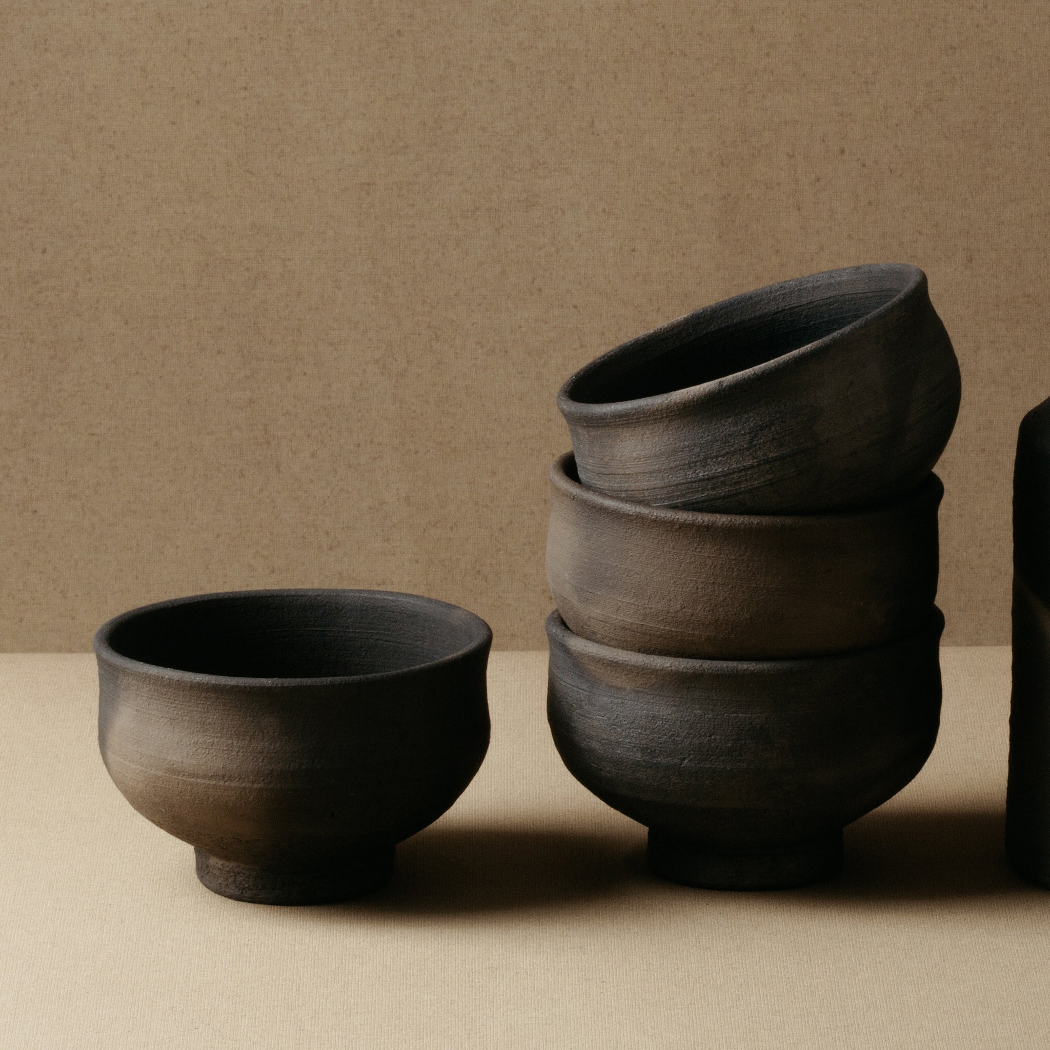 Wheel Thrown Black Cup No.175/24 - huba.studio