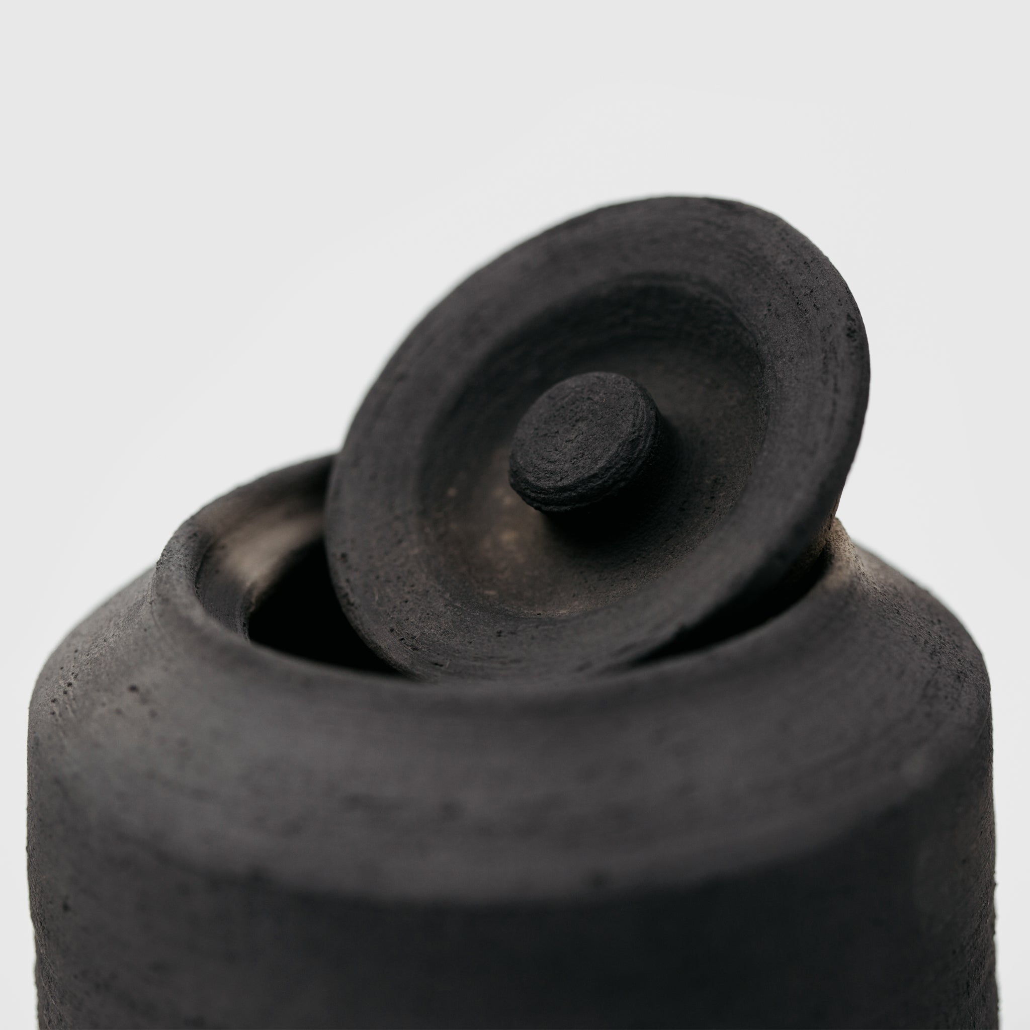 Wheel Thrown Black Lidded Jar No.180/24 - huba.studio
