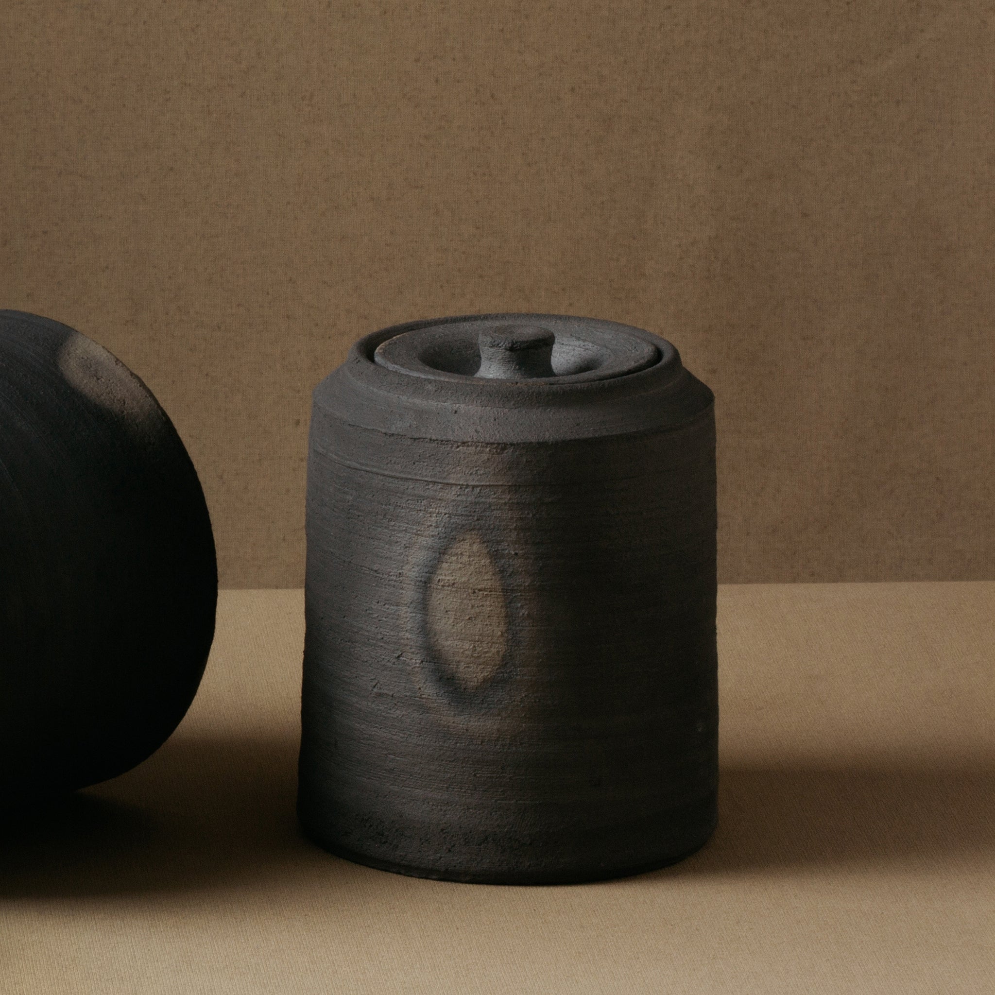 Wheel Thrown Black Lidded Jar No.181/24 - huba.studio