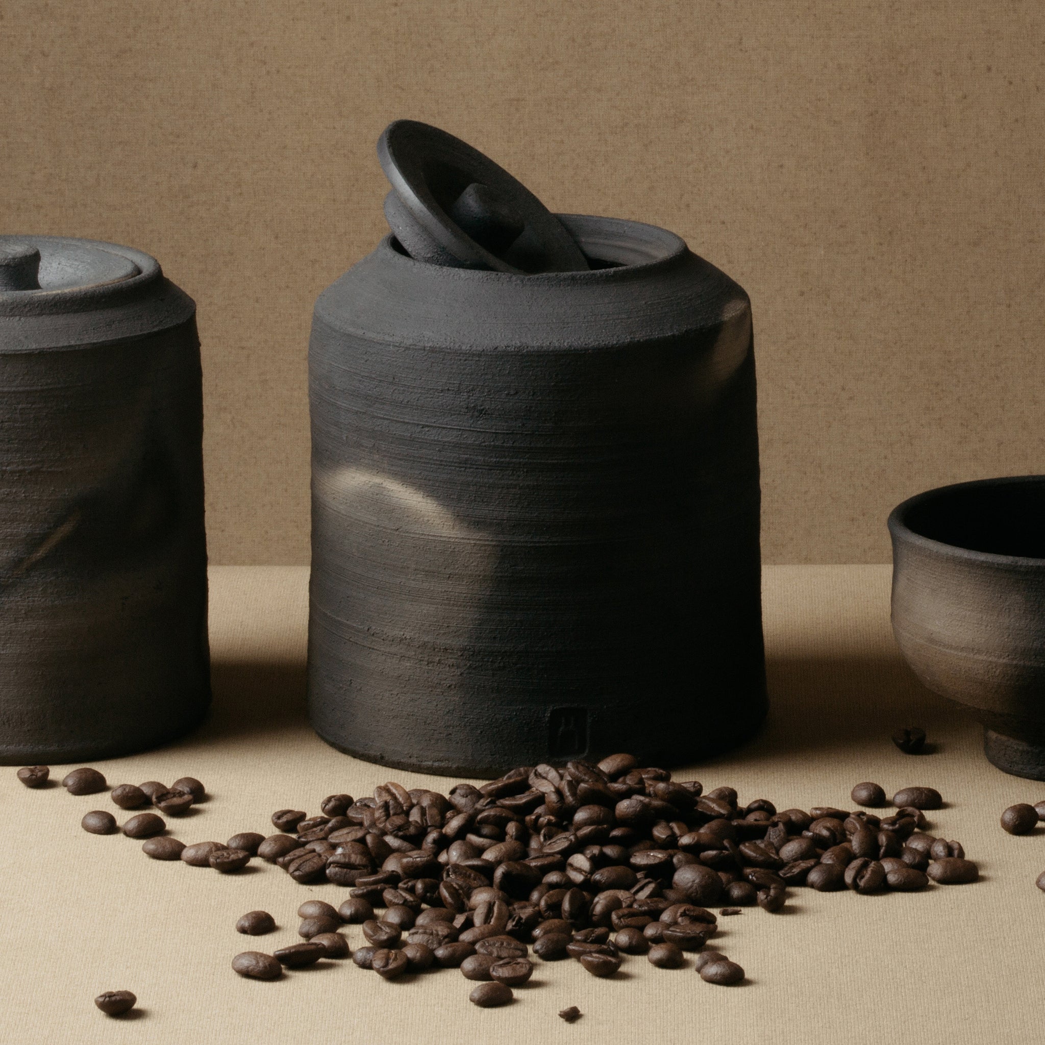 Wheel Thrown Black Lidded Jar No.182/24 - huba.studio