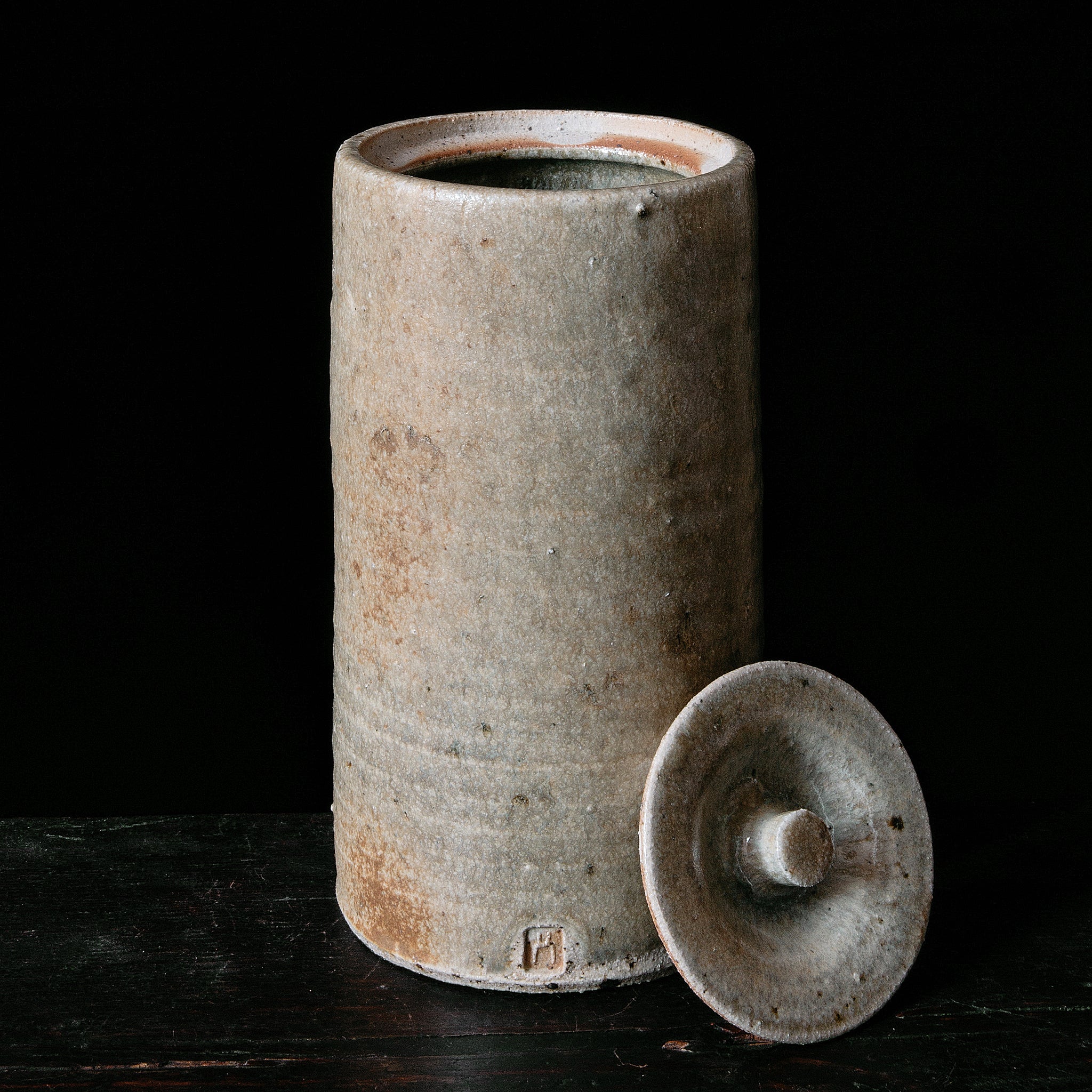 Wheel Thrown Lidded Jar No.120/23 - huba.studio