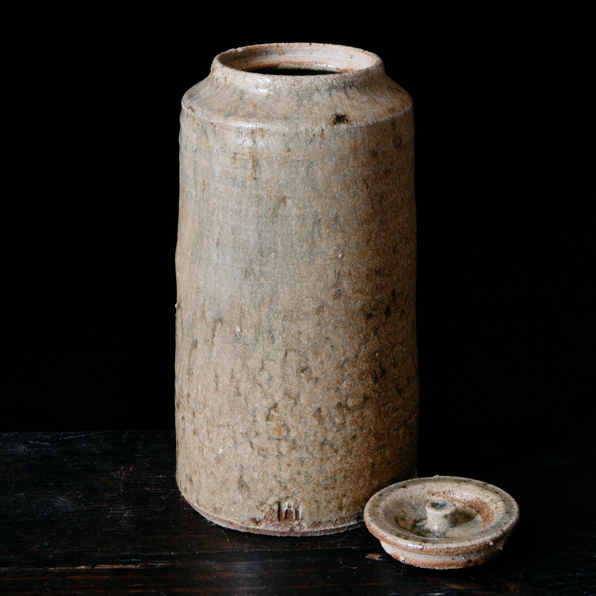 Wheel Thrown Lidded Jar No.121/23 - huba.studio