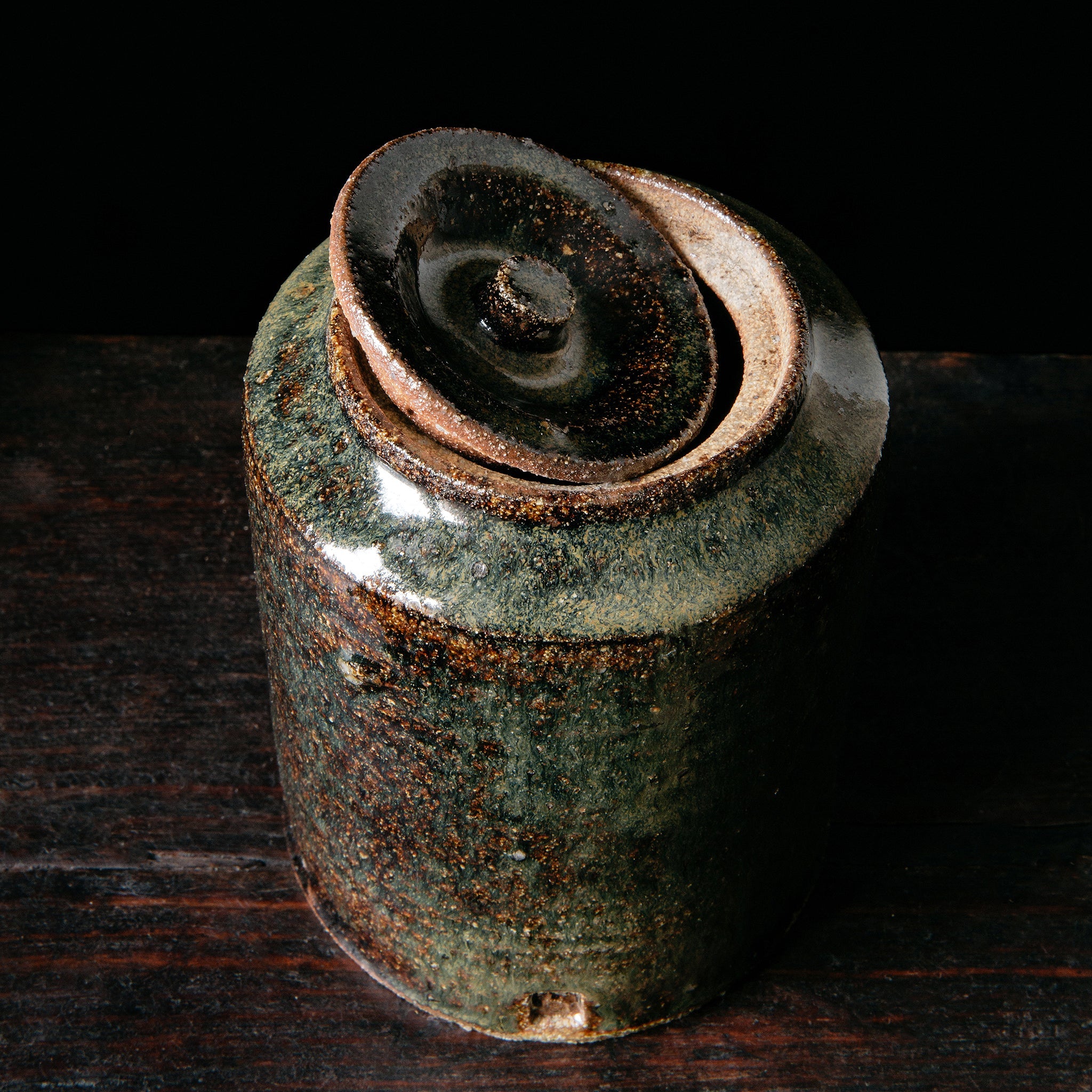 Wheel Thrown Lidded Jar No.135/23 - huba.studio