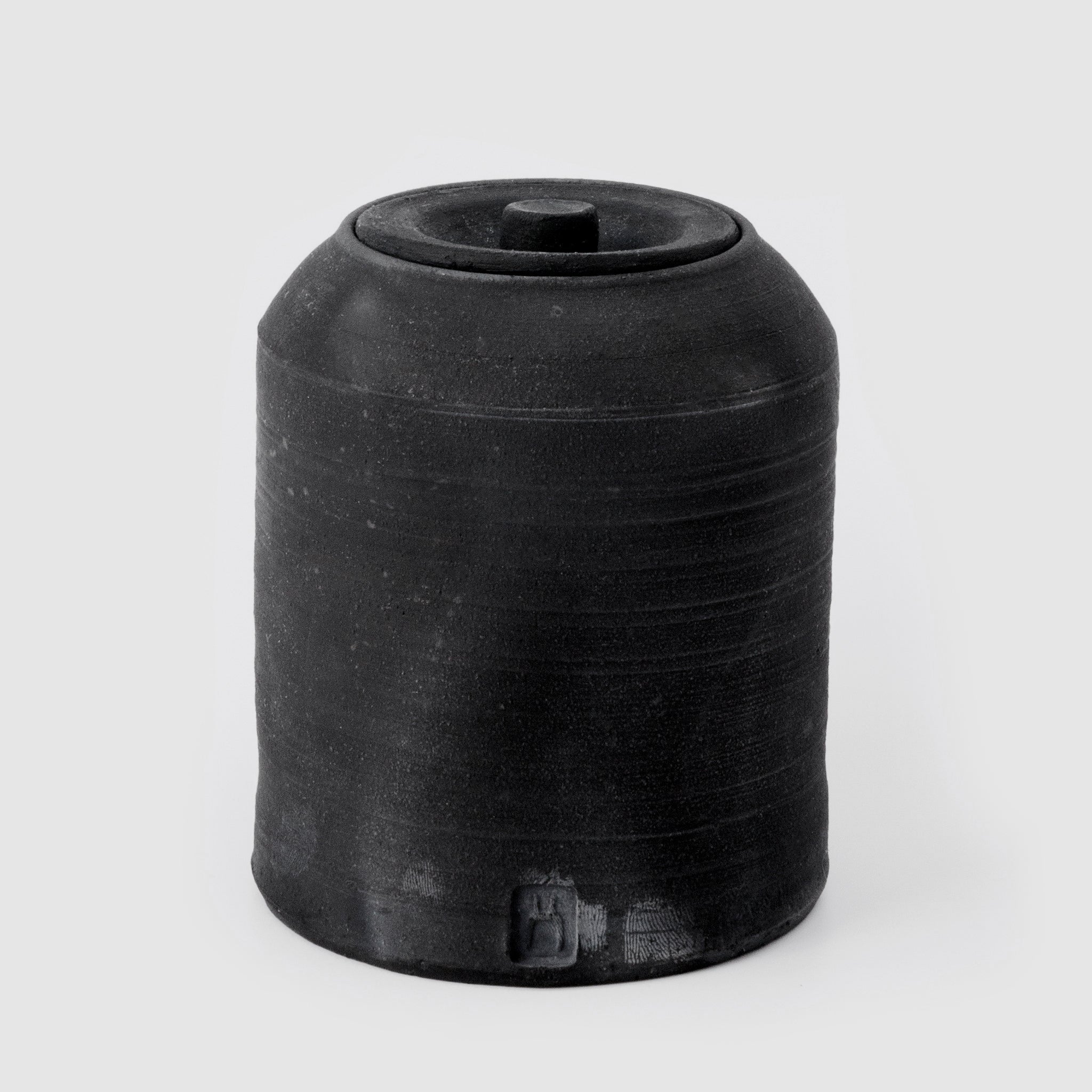 Wheel Thrown Lidded Jar No.151/23 - huba.studio