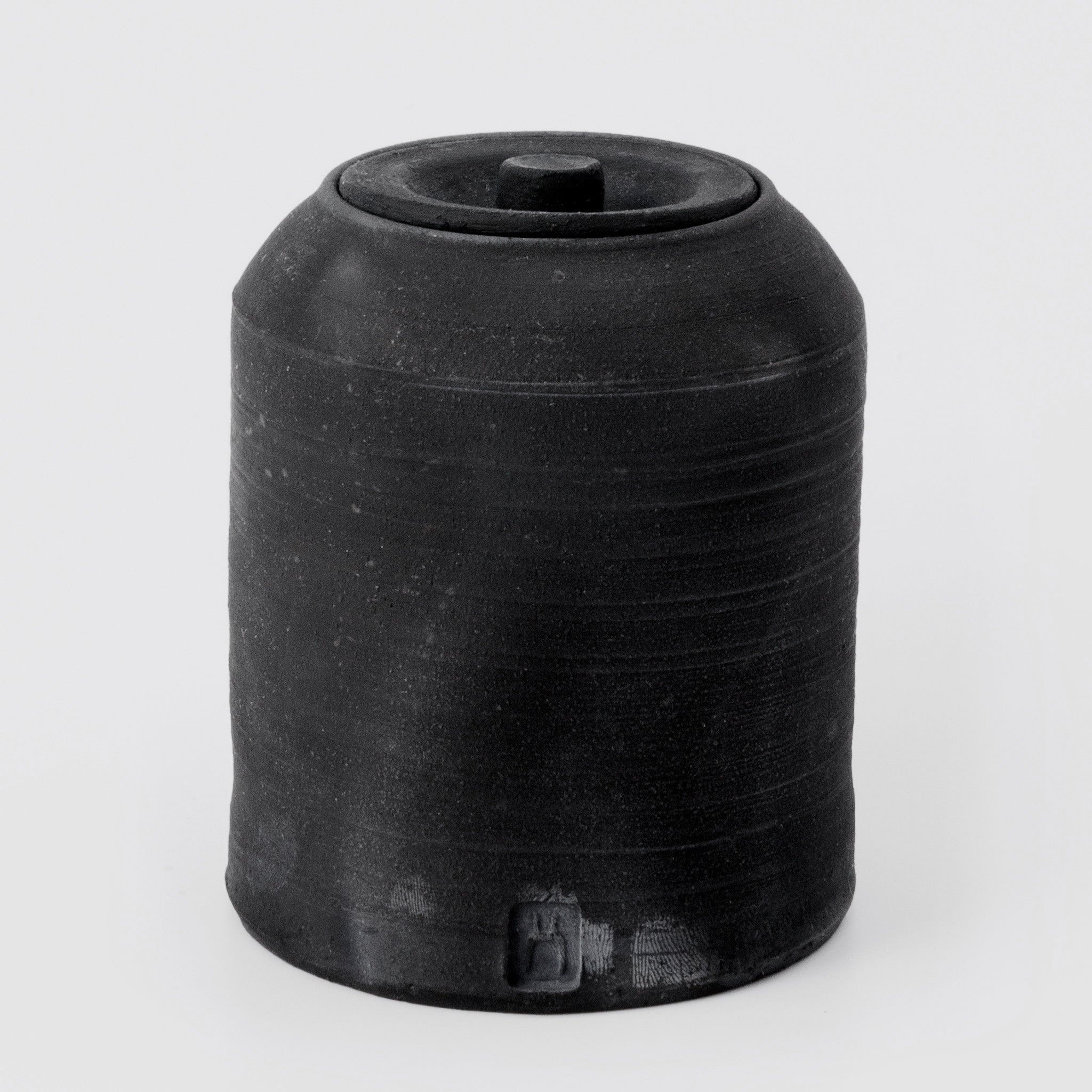 Wheel Thrown Lidded Jar No.151/23 - huba.studio