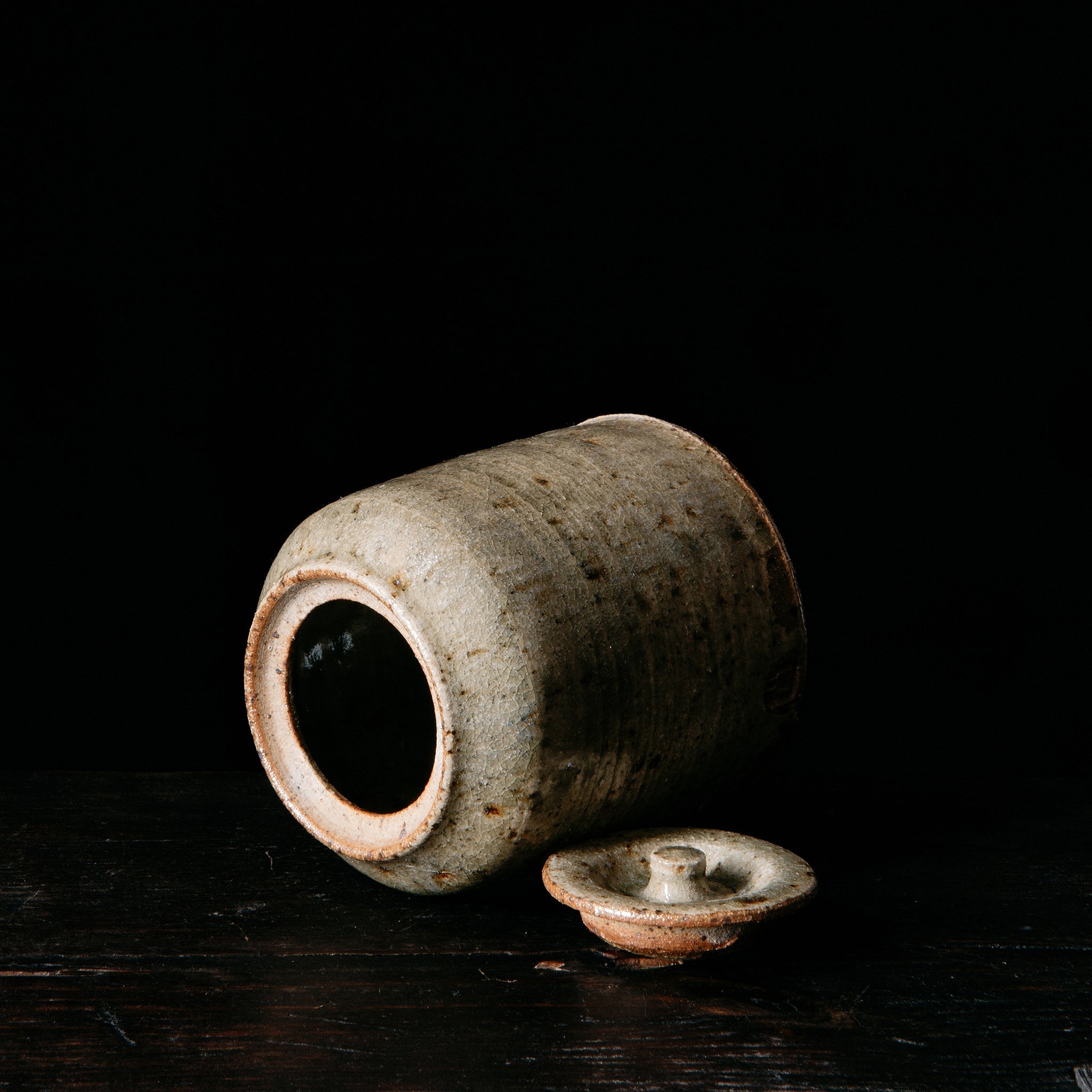 Wheel Thrown Lidded Jar No.98/23 - huba.studio