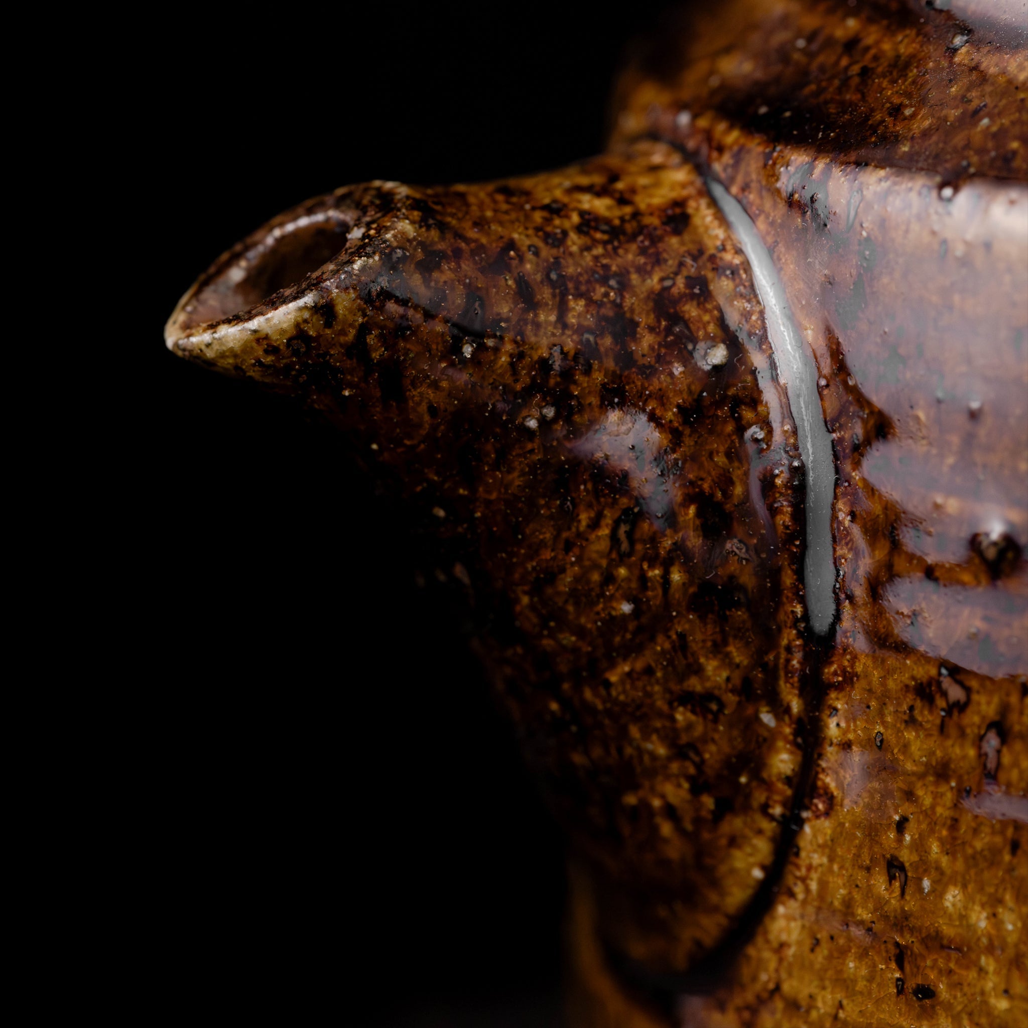 Wheel Thrown Teapot No.30/25 - huba.studio