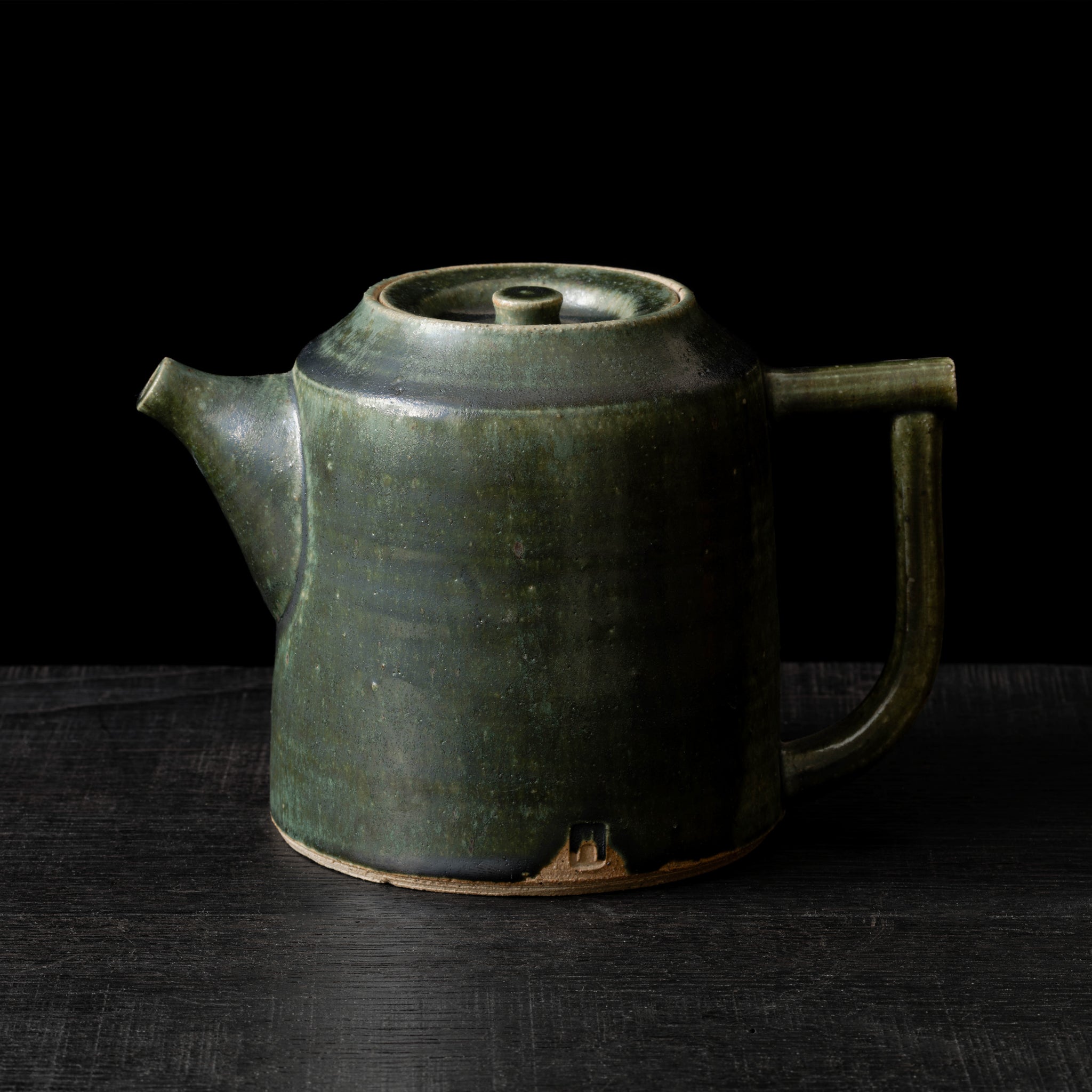 Wheel Thrown Teapot No.31/25 - huba.studio