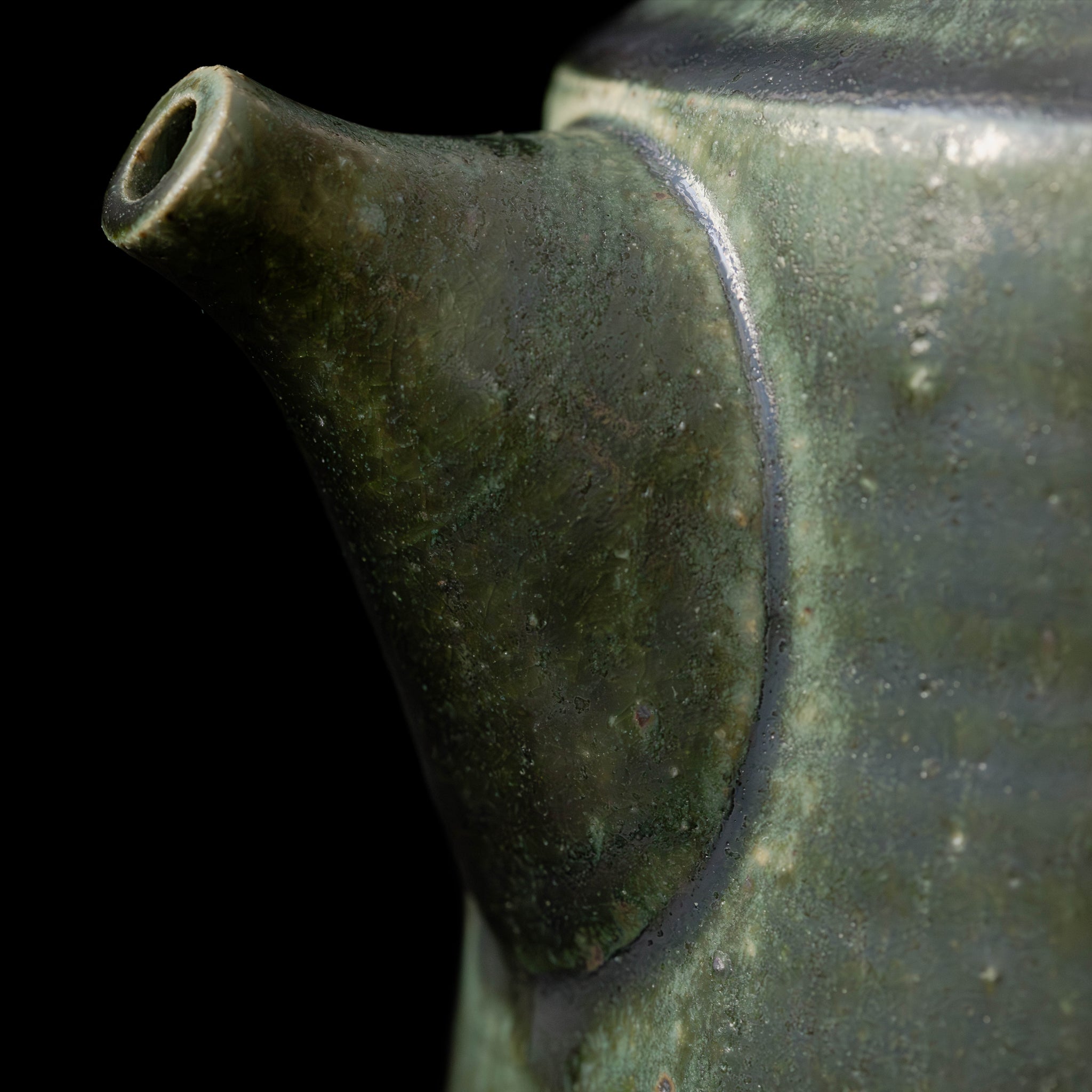 Wheel Thrown Teapot No.31/25 - huba.studio