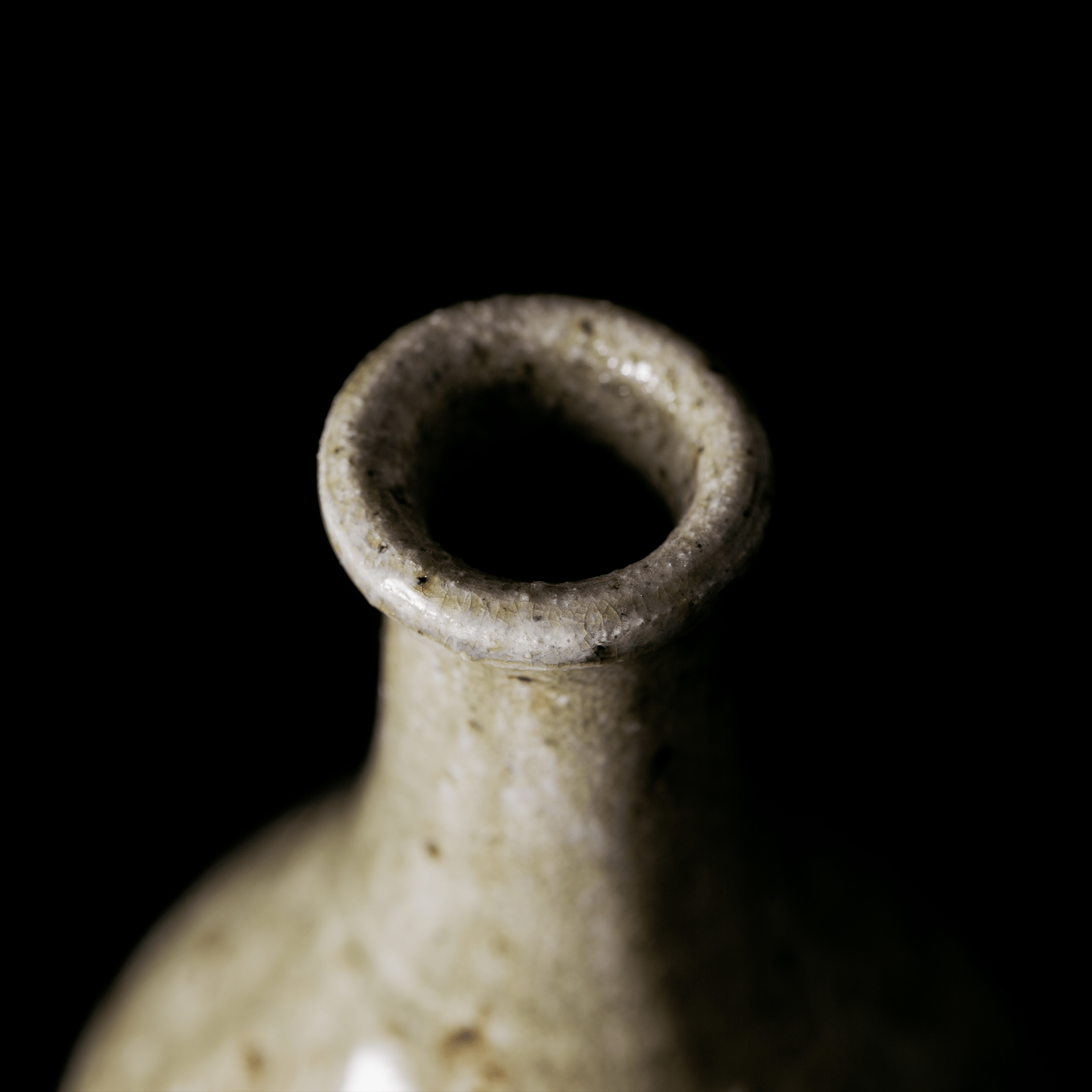 Wheel Thrown Tokkuri Bottle No.124/24 - huba.studio