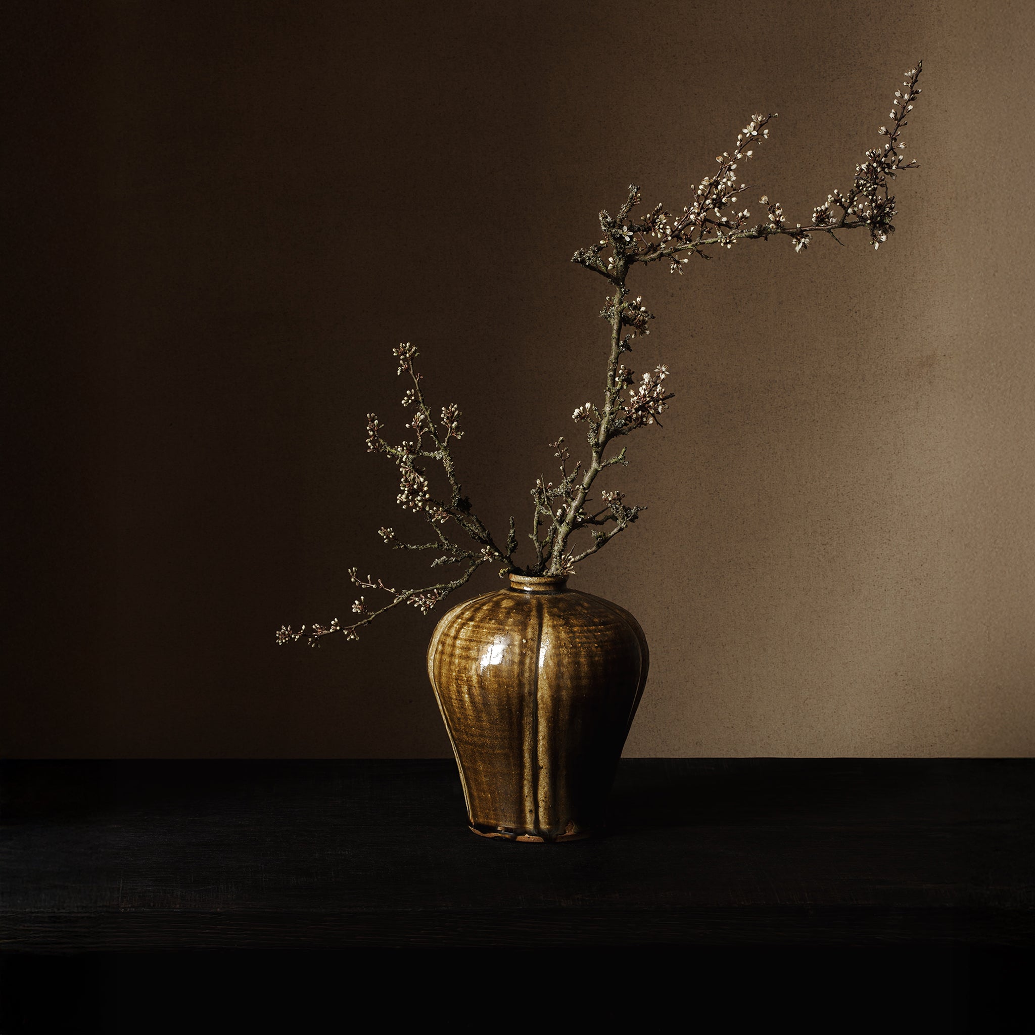 Wheel Thrown Vase No.129/24 - huba.studio