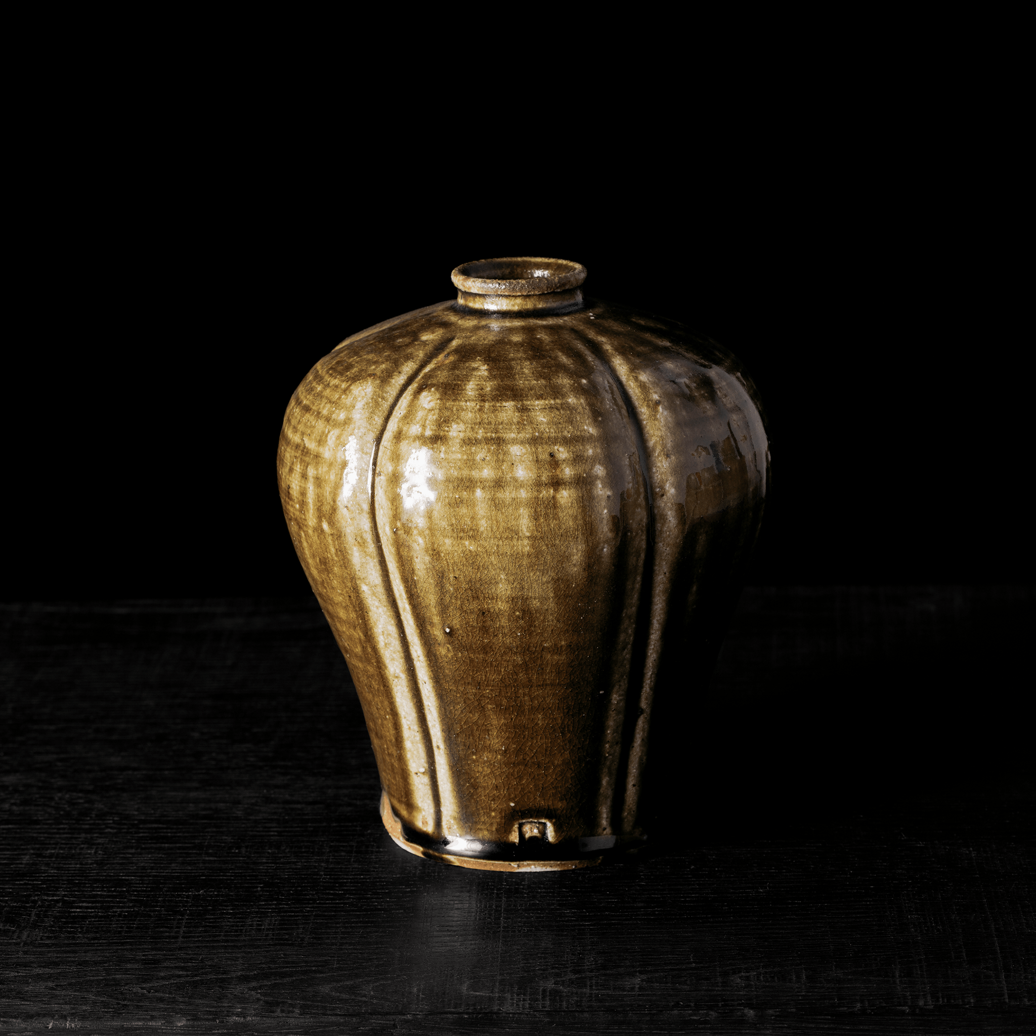 Wheel Thrown Vase No.129/24 - huba.studio