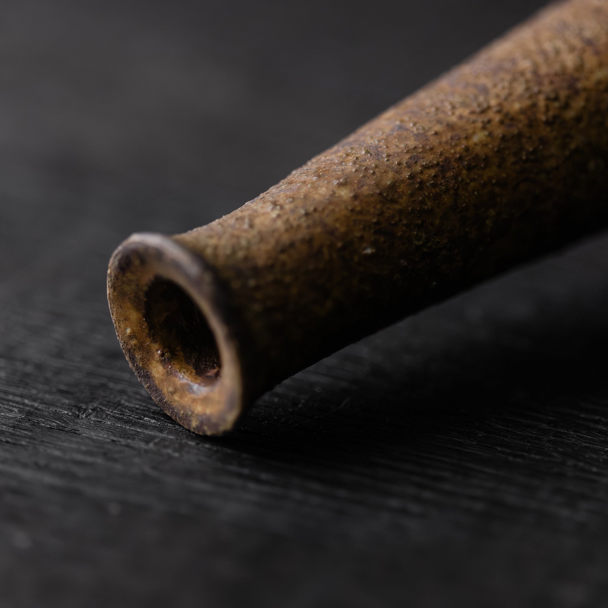 Wood - fired Slender Vase No.161/25 - huba.studio