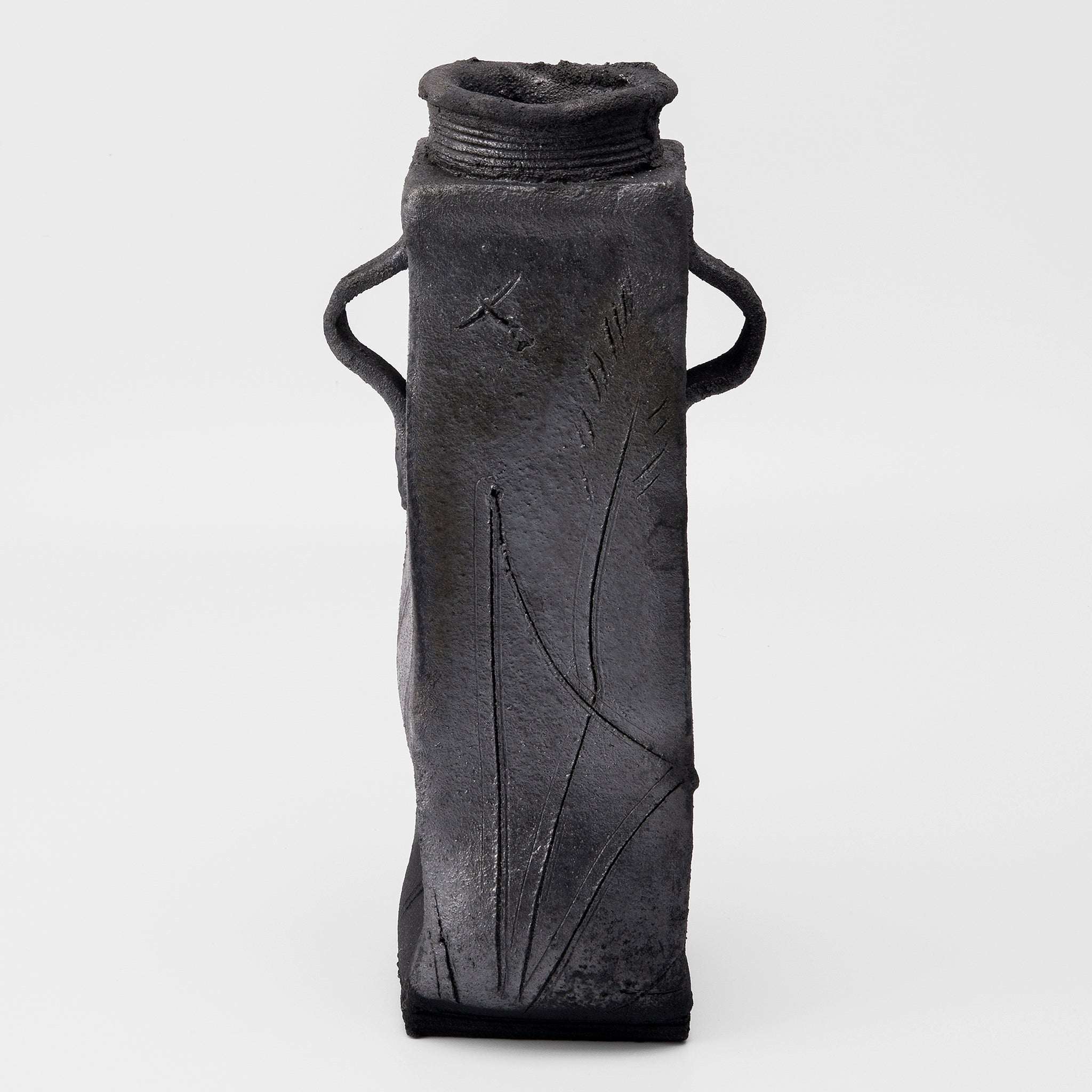 Black Vase No.215/22