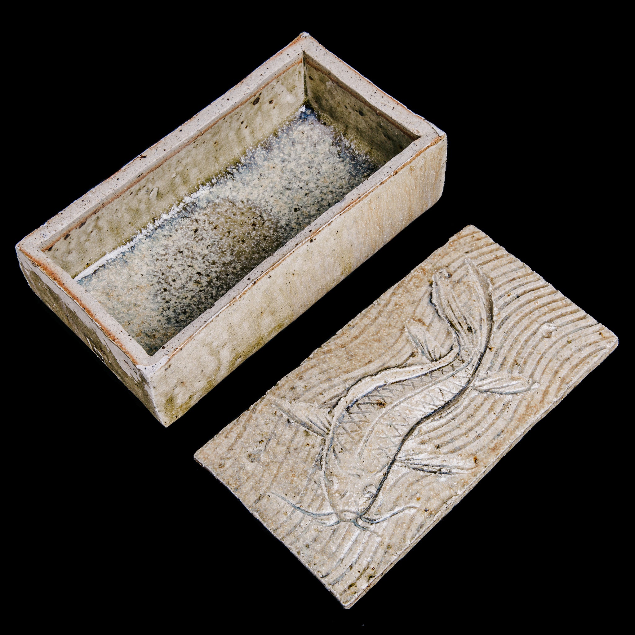 Box With a Fish Motif No.32/22