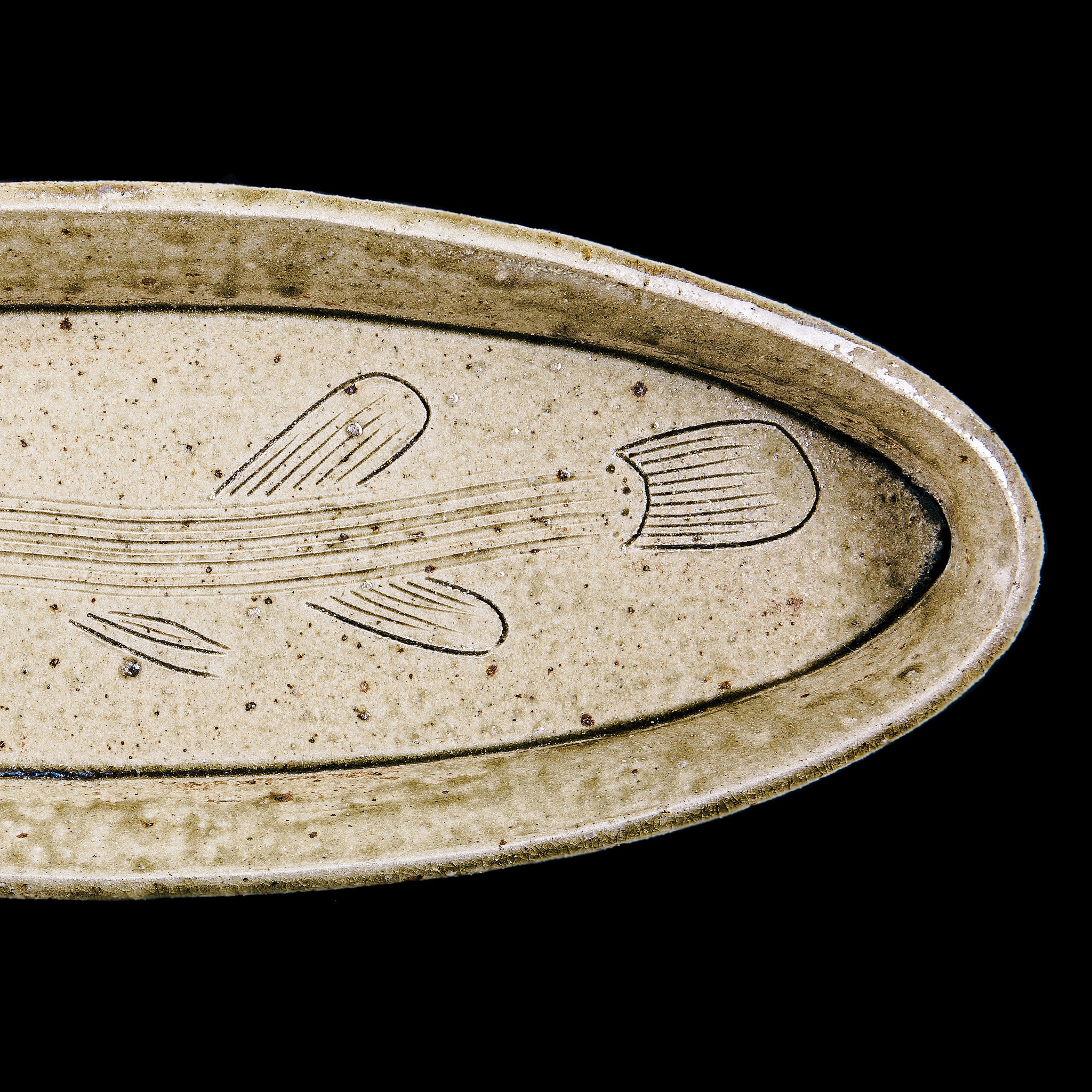 Dish With a Fish Motif No.84/22