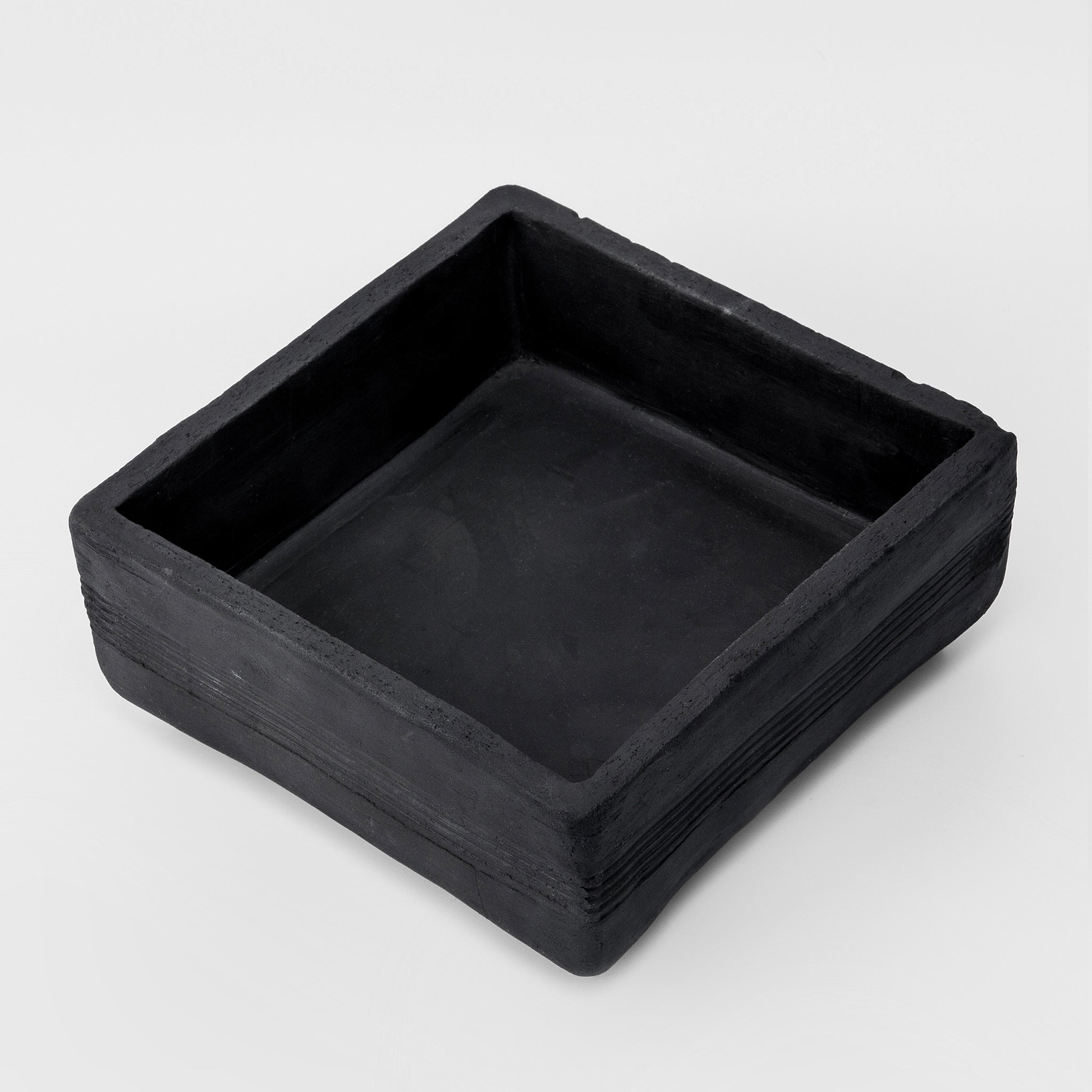 Black Medium Pot No.197/22 - huba.studio