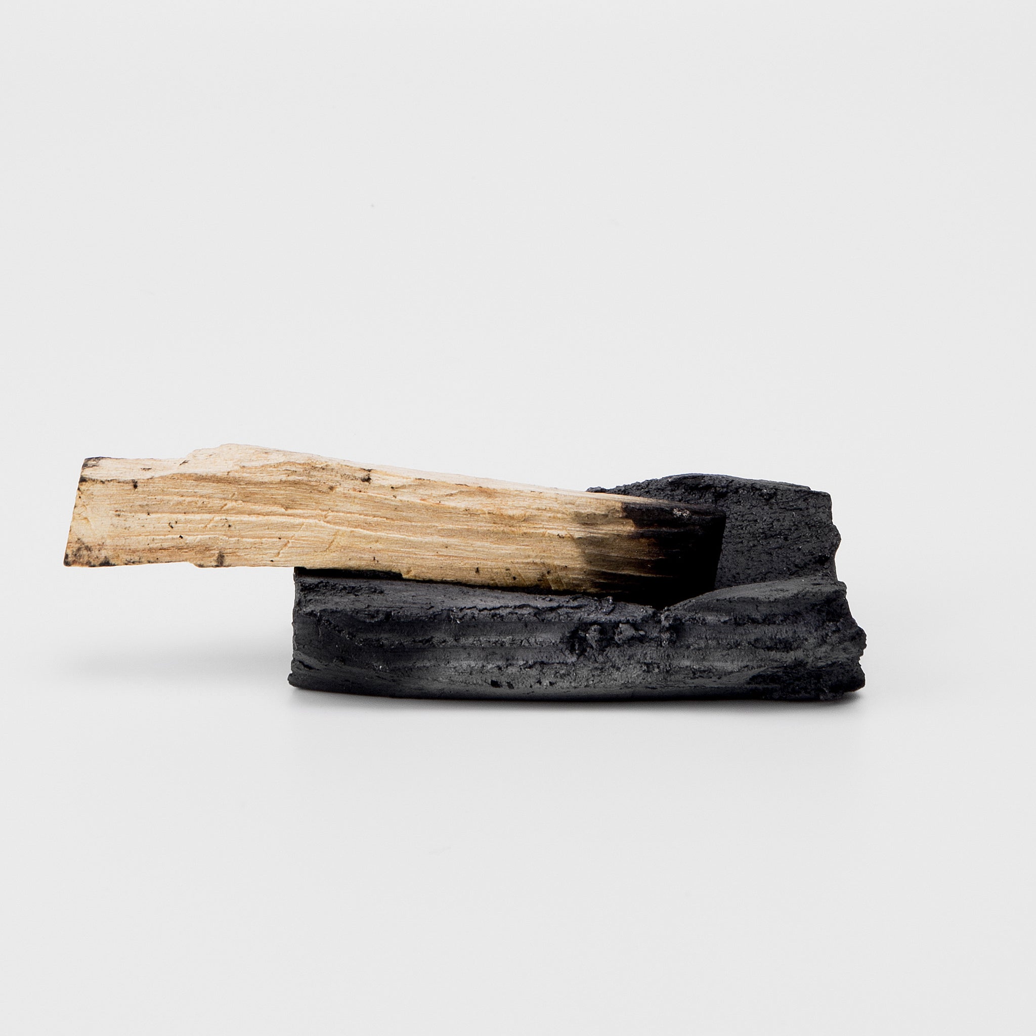 Black Palo Santo Holder - huba.studio