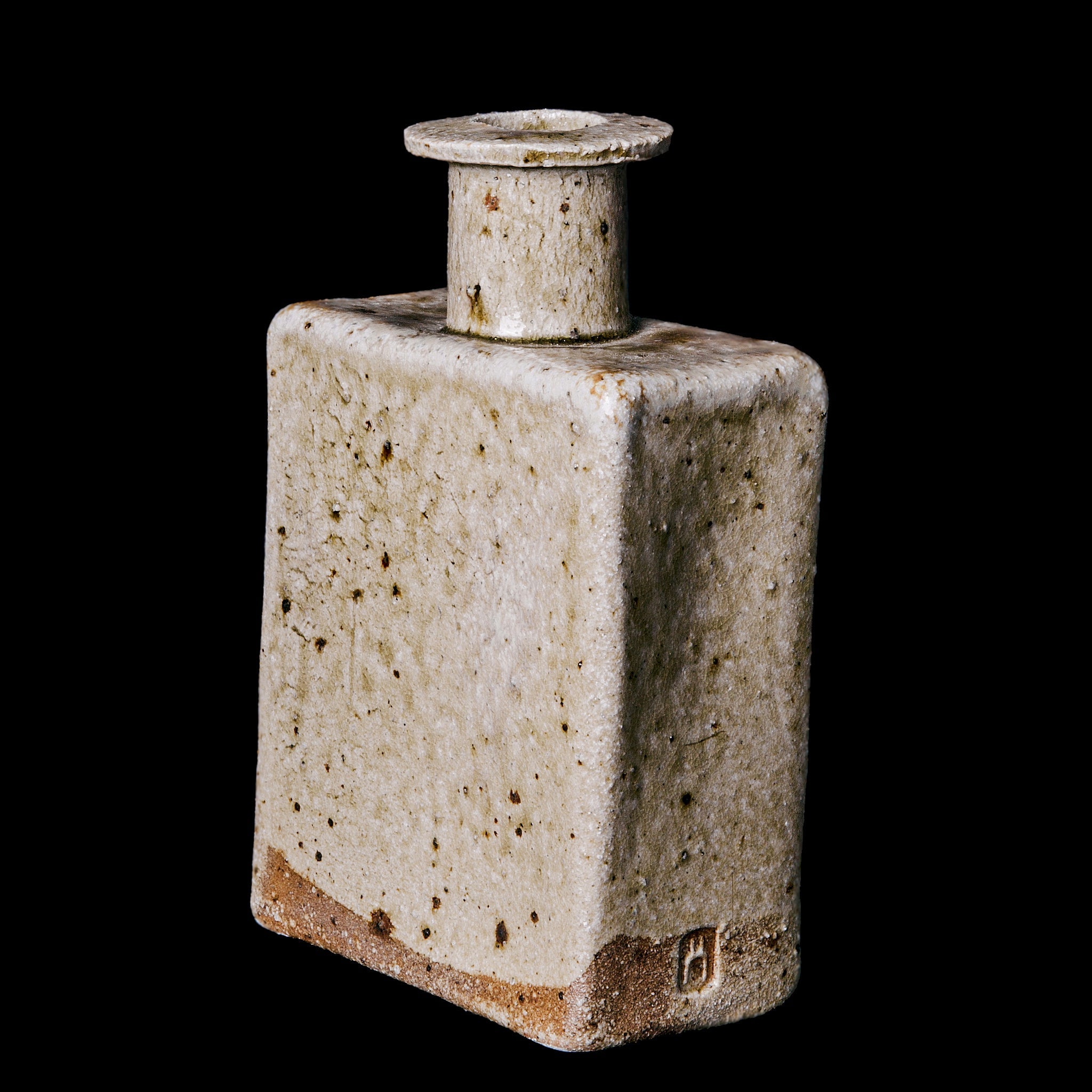 Bottle No.118/22 - huba.studio