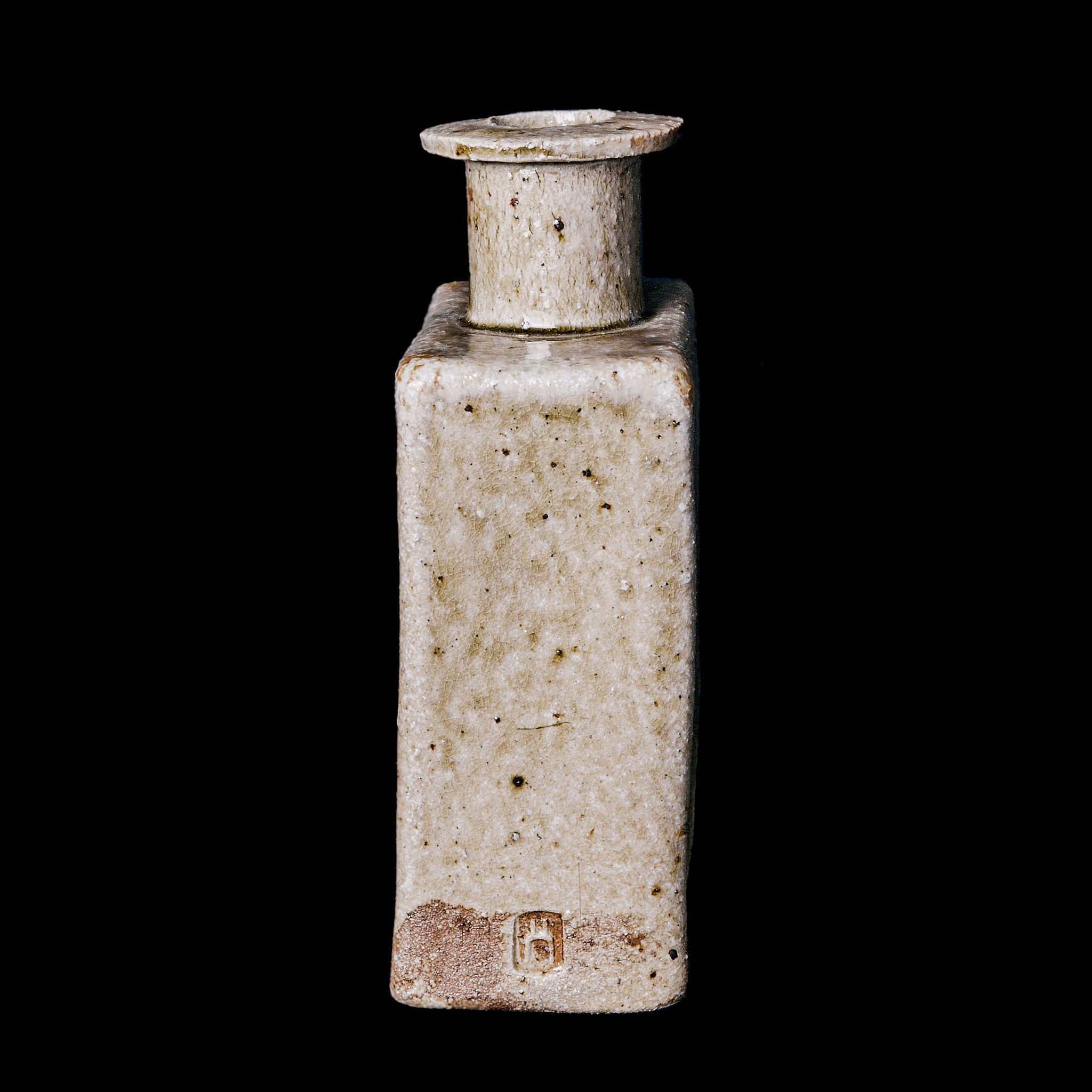 Bottle No.118/22 - huba.studio