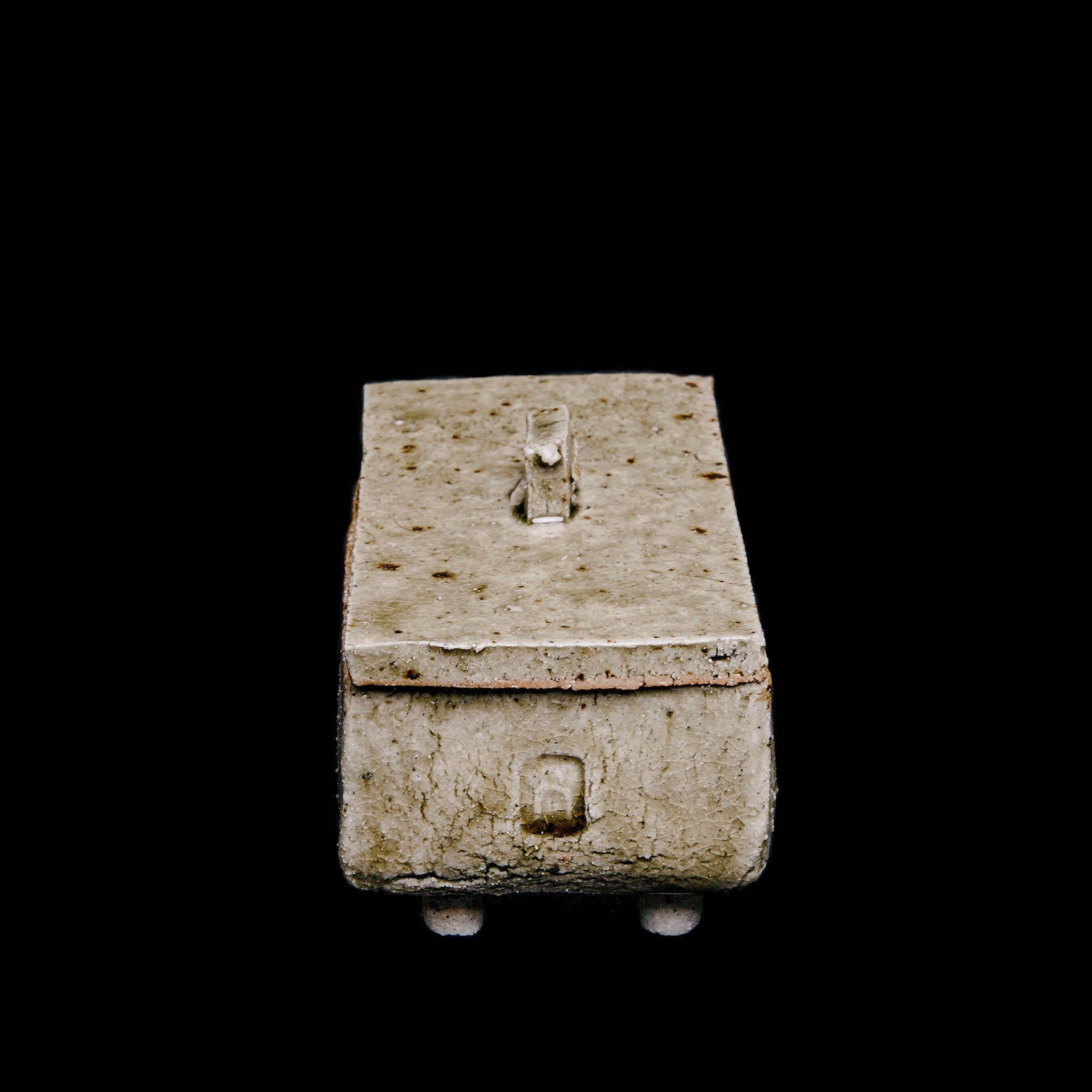 Box No.16/22 - huba.studio