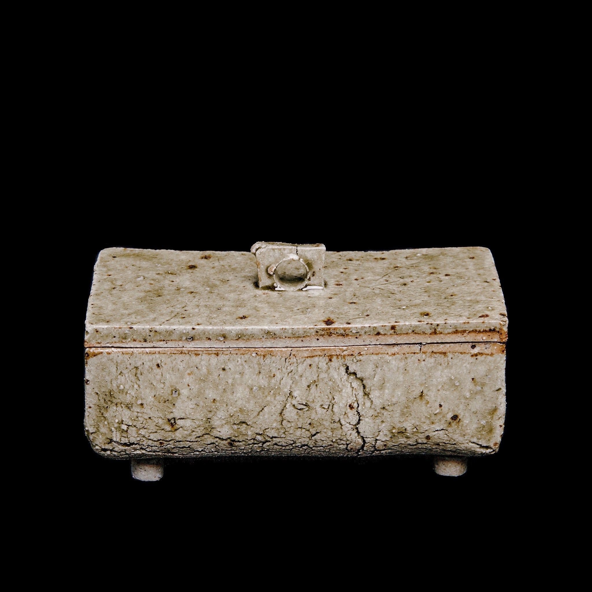 Box No.16/22 - huba.studio