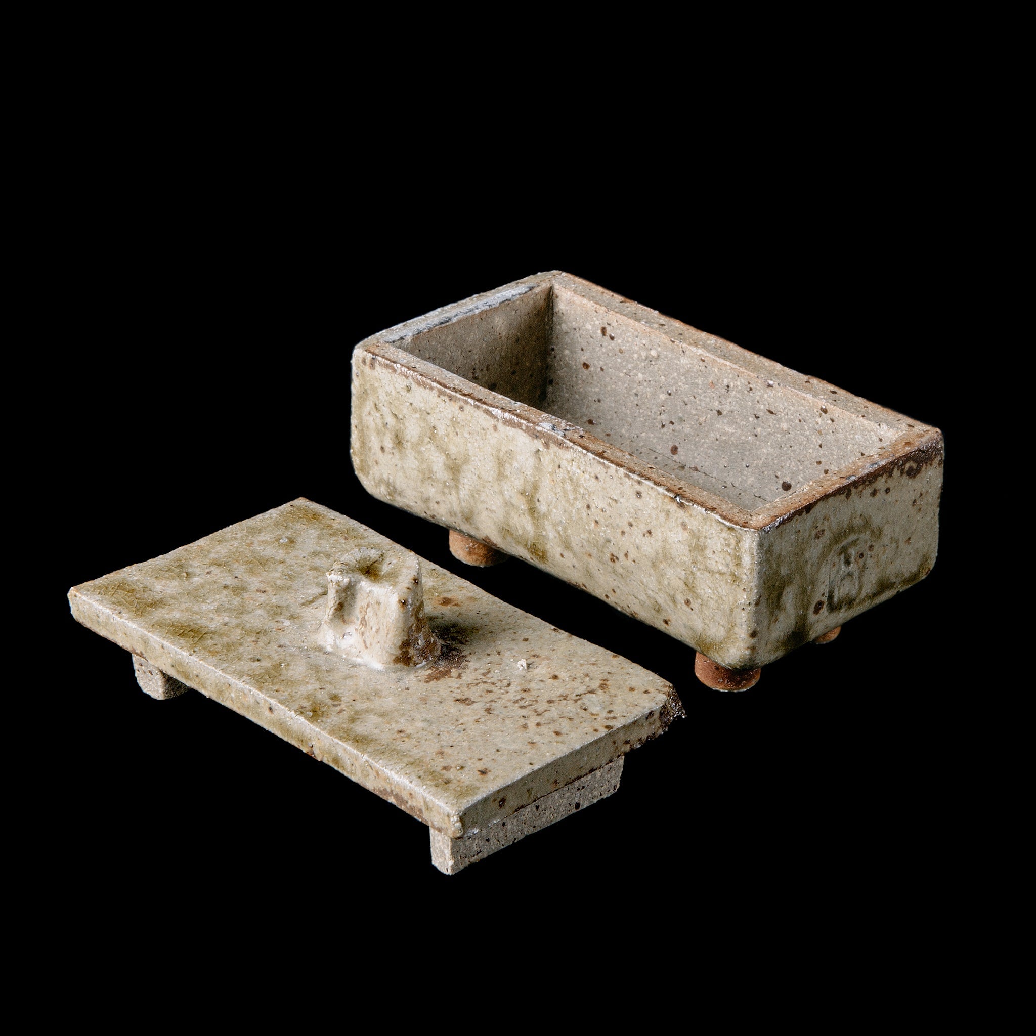 Box No.220/22 - huba.studio