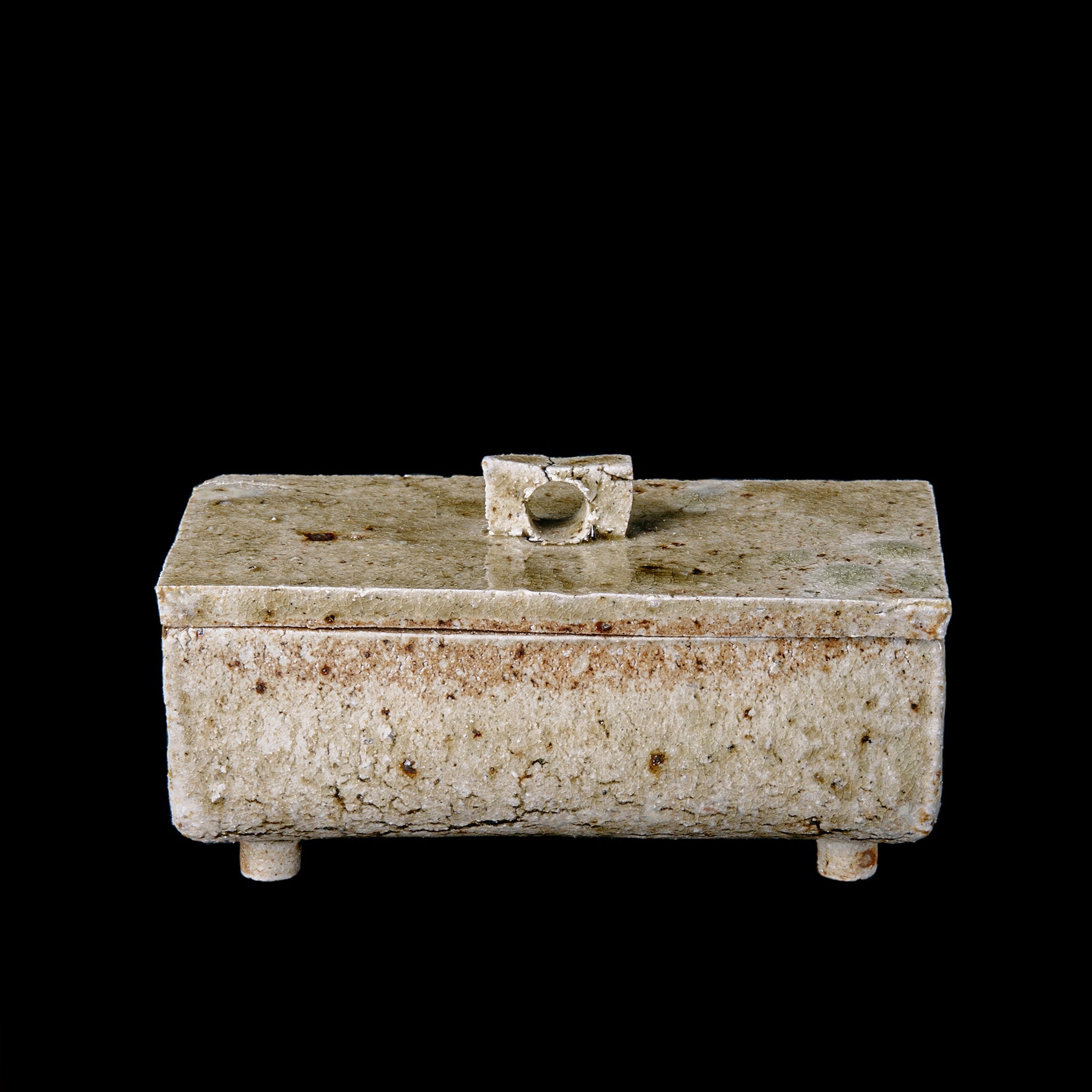 Box No.222/22 - huba.studio