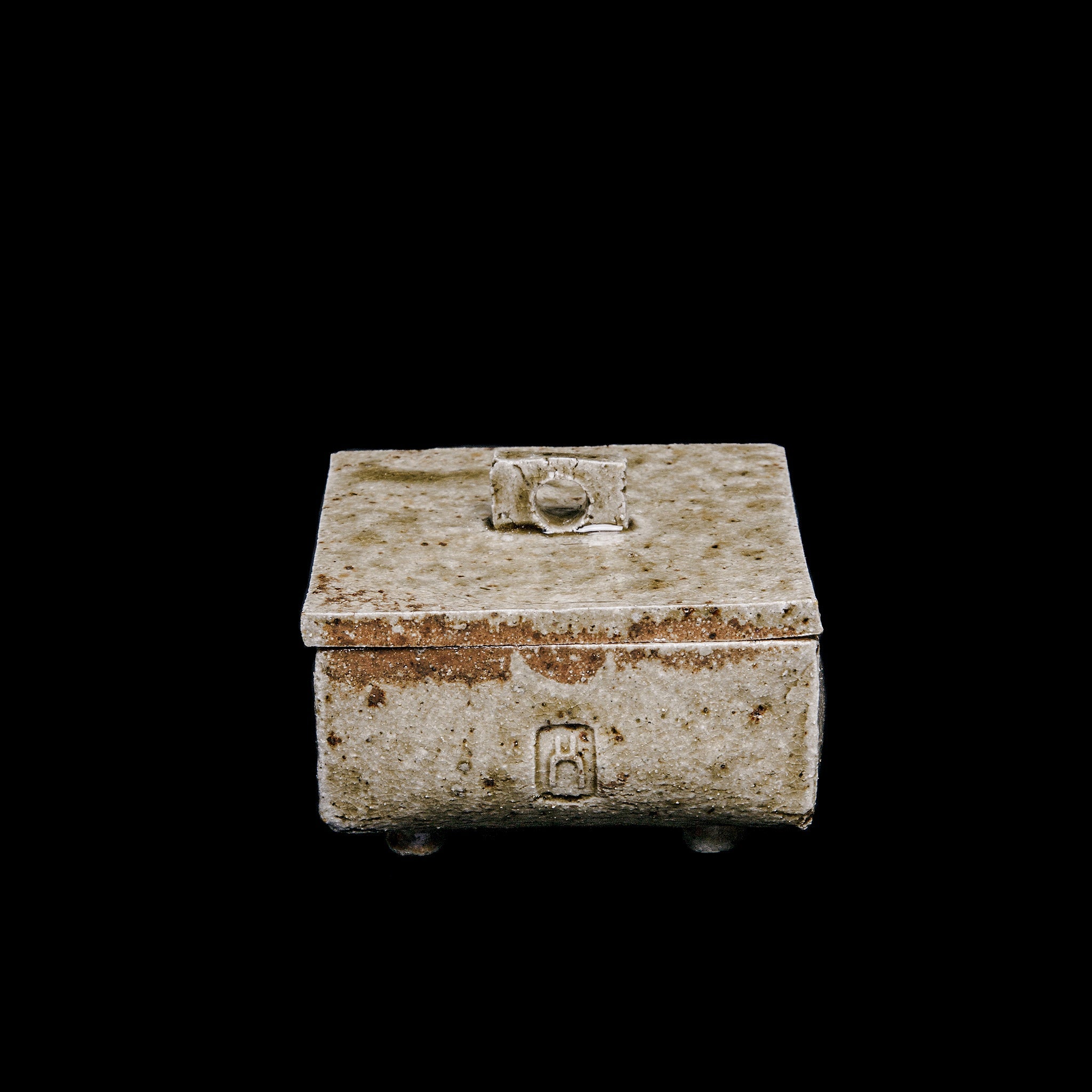 Box No.23/22 - huba.studio